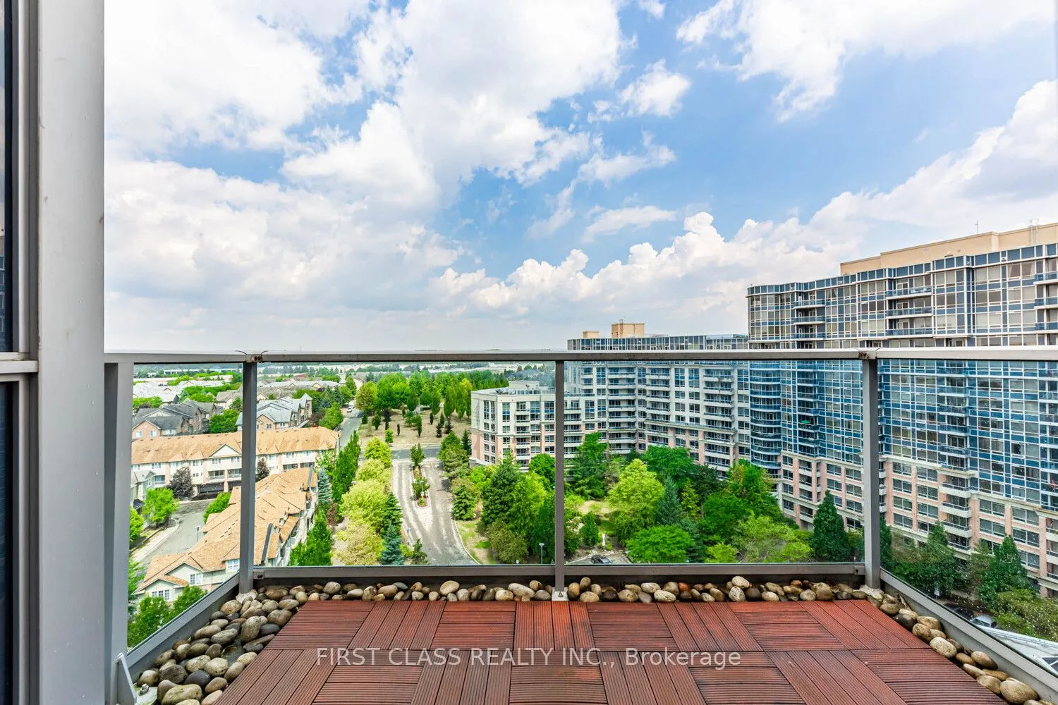 23 Cox Boulevard, #1685
