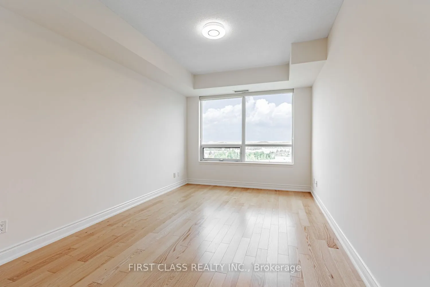 23 Cox Boulevard, #1685