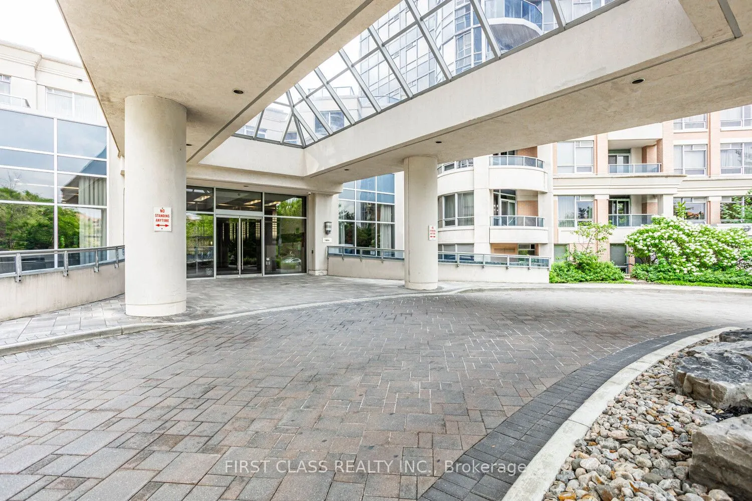 23 Cox Boulevard, #1685