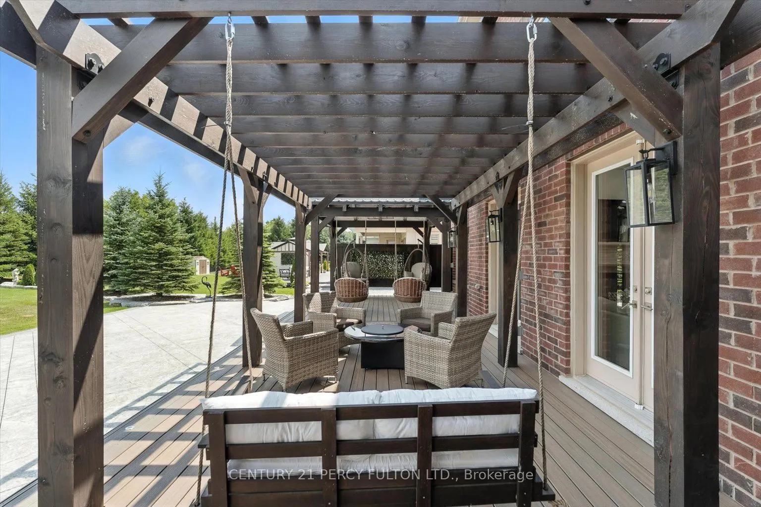 13 Country Club Crescent