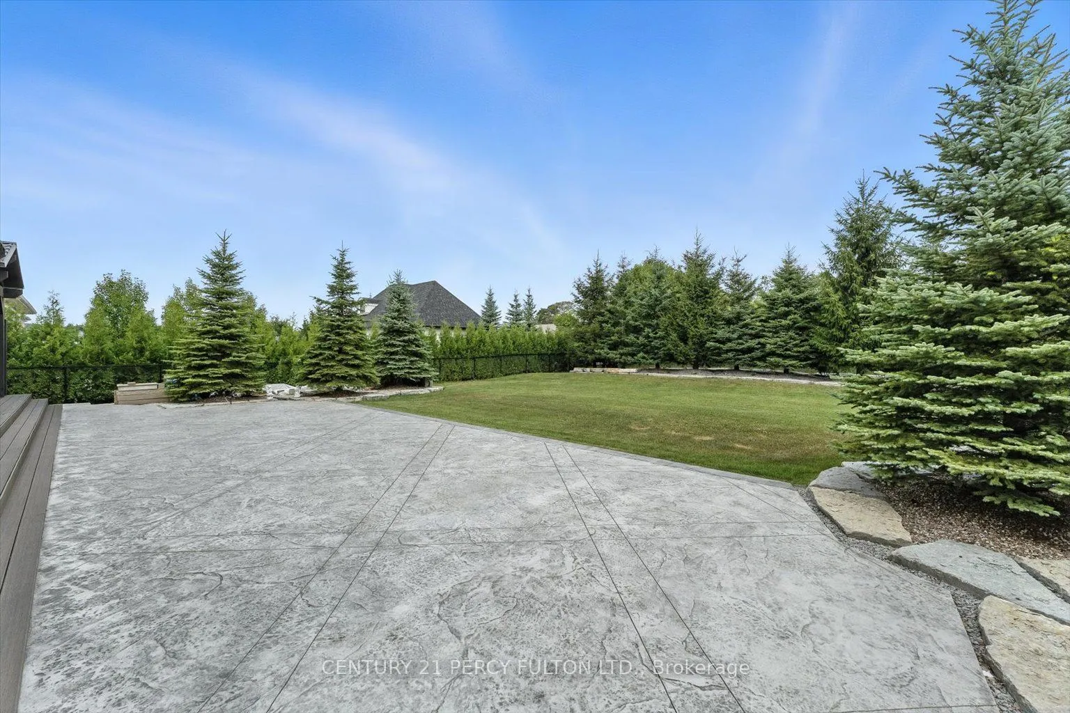 13 Country Club Crescent