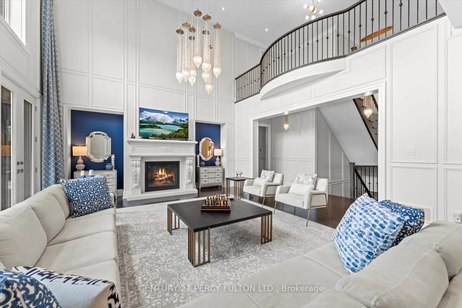 13 Country Club Crescent