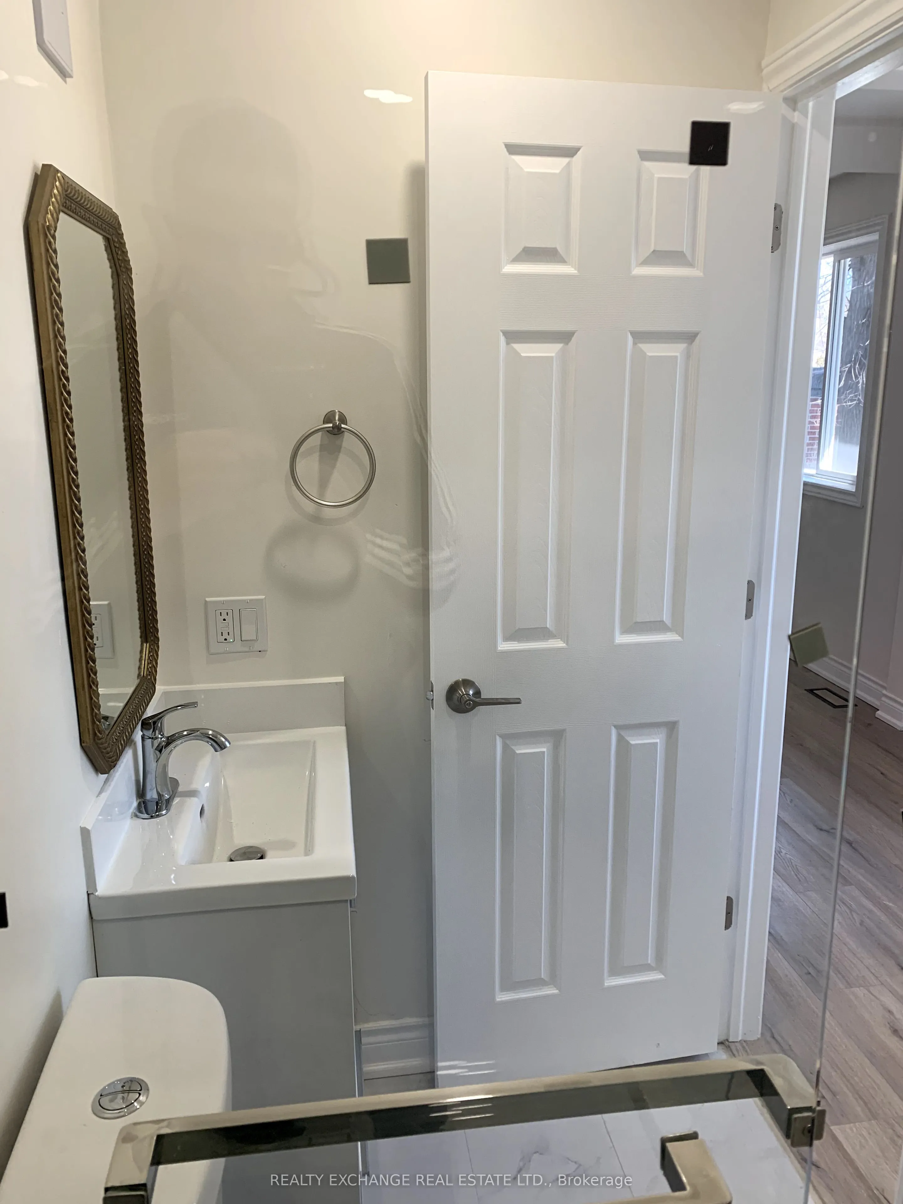 89 Thornton Avenue, #Upper