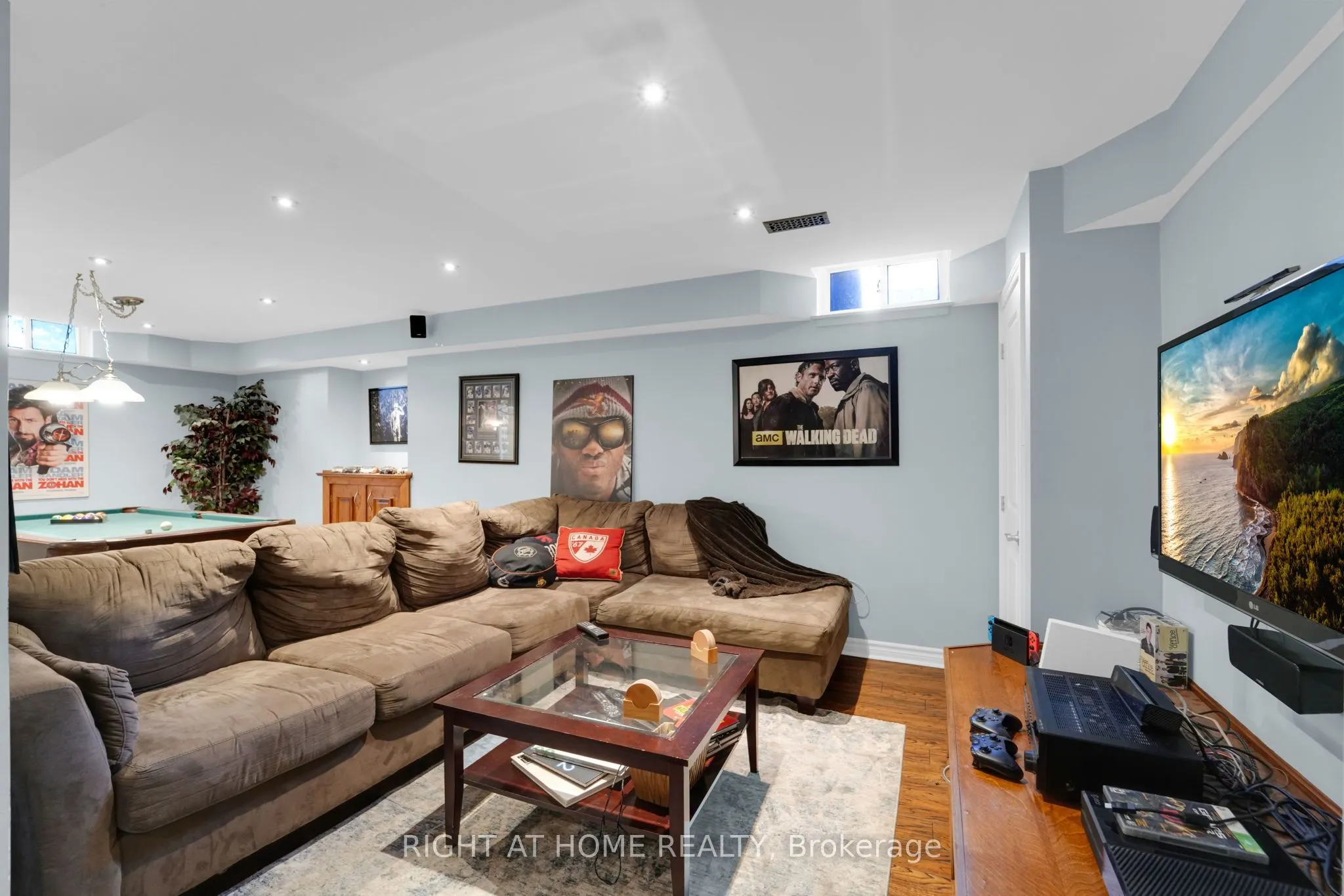 304 Rhodes Circle