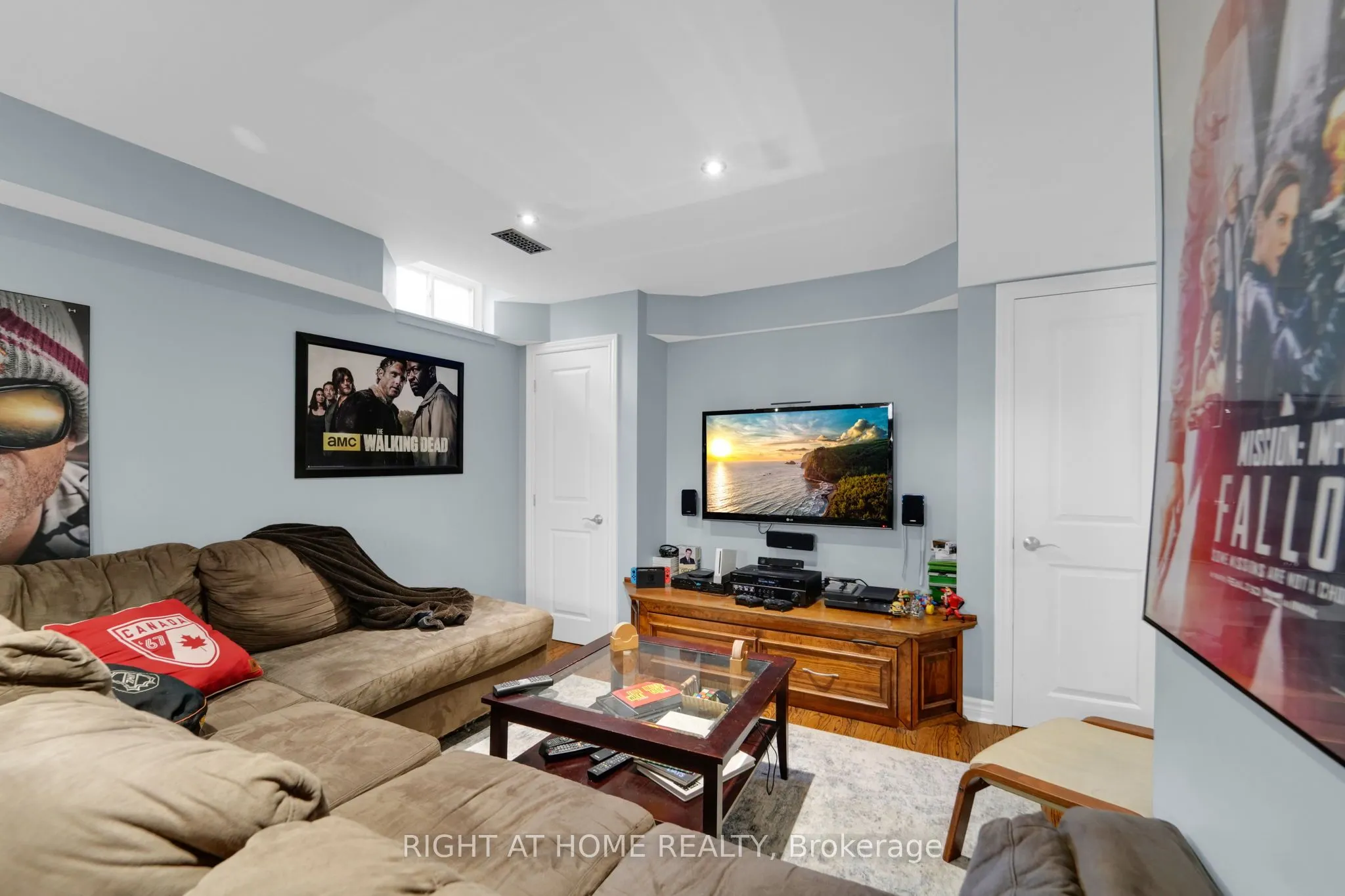 304 Rhodes Circle