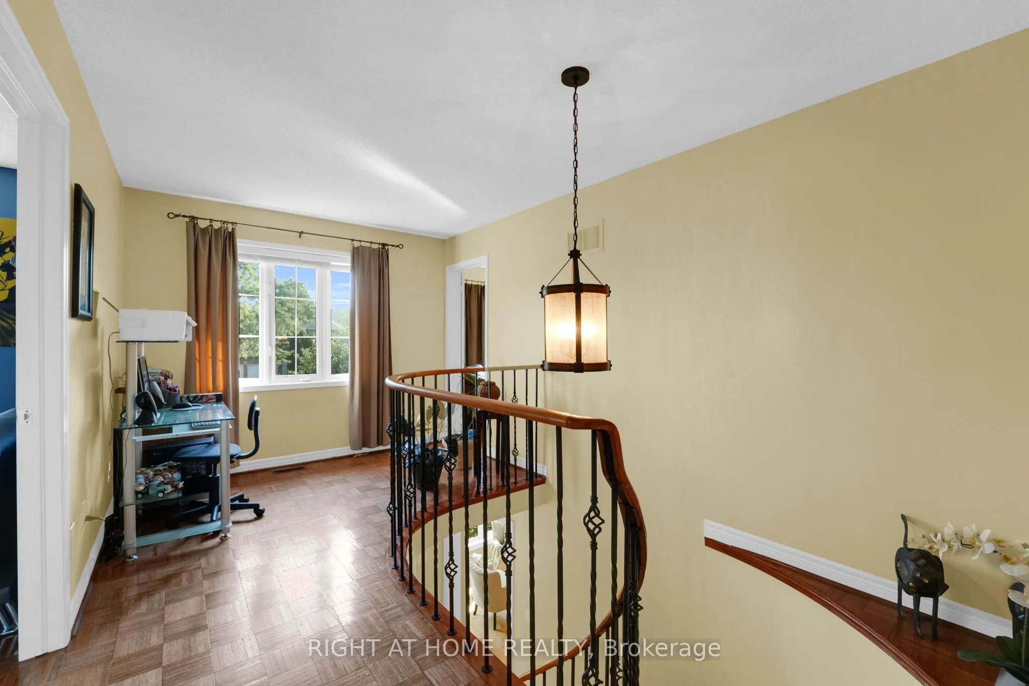 304 Rhodes Circle