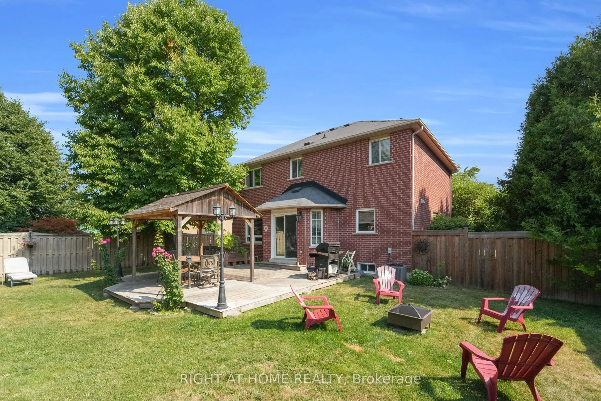 304 Rhodes Circle