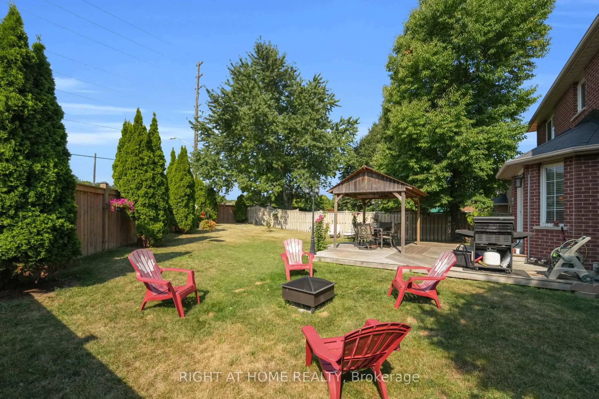 304 Rhodes Circle