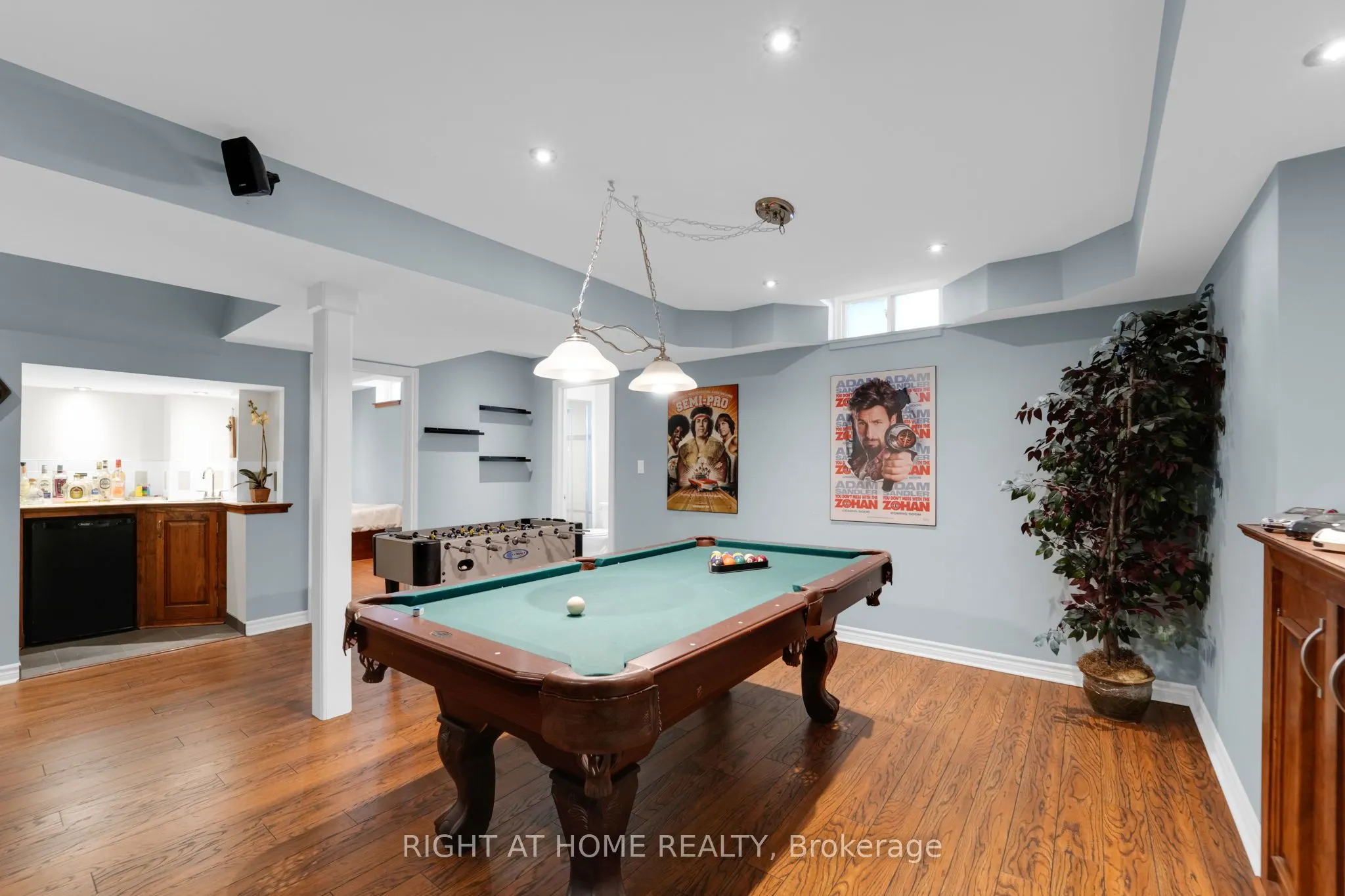 304 Rhodes Circle