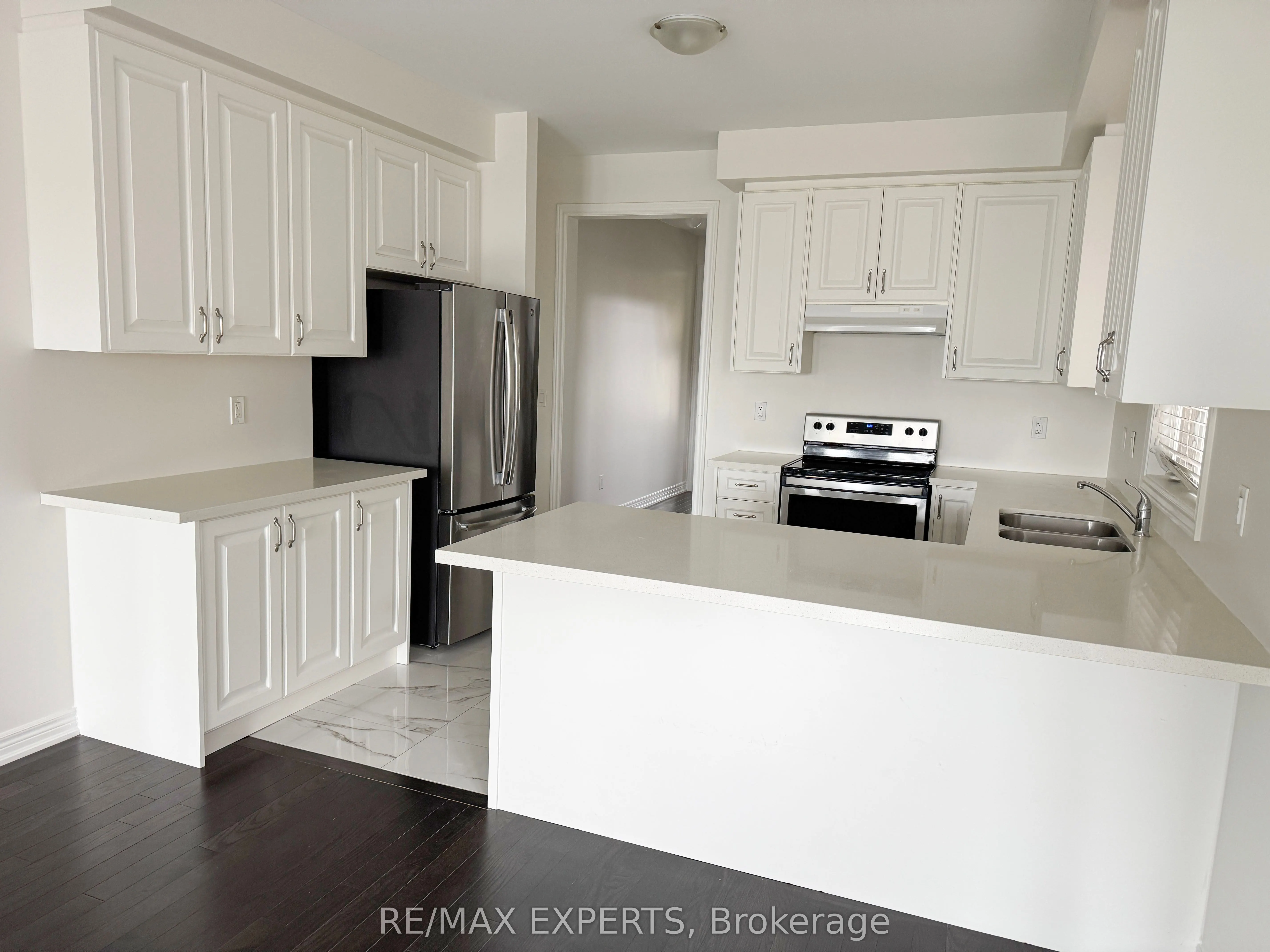 91 Kingsmere Crescent