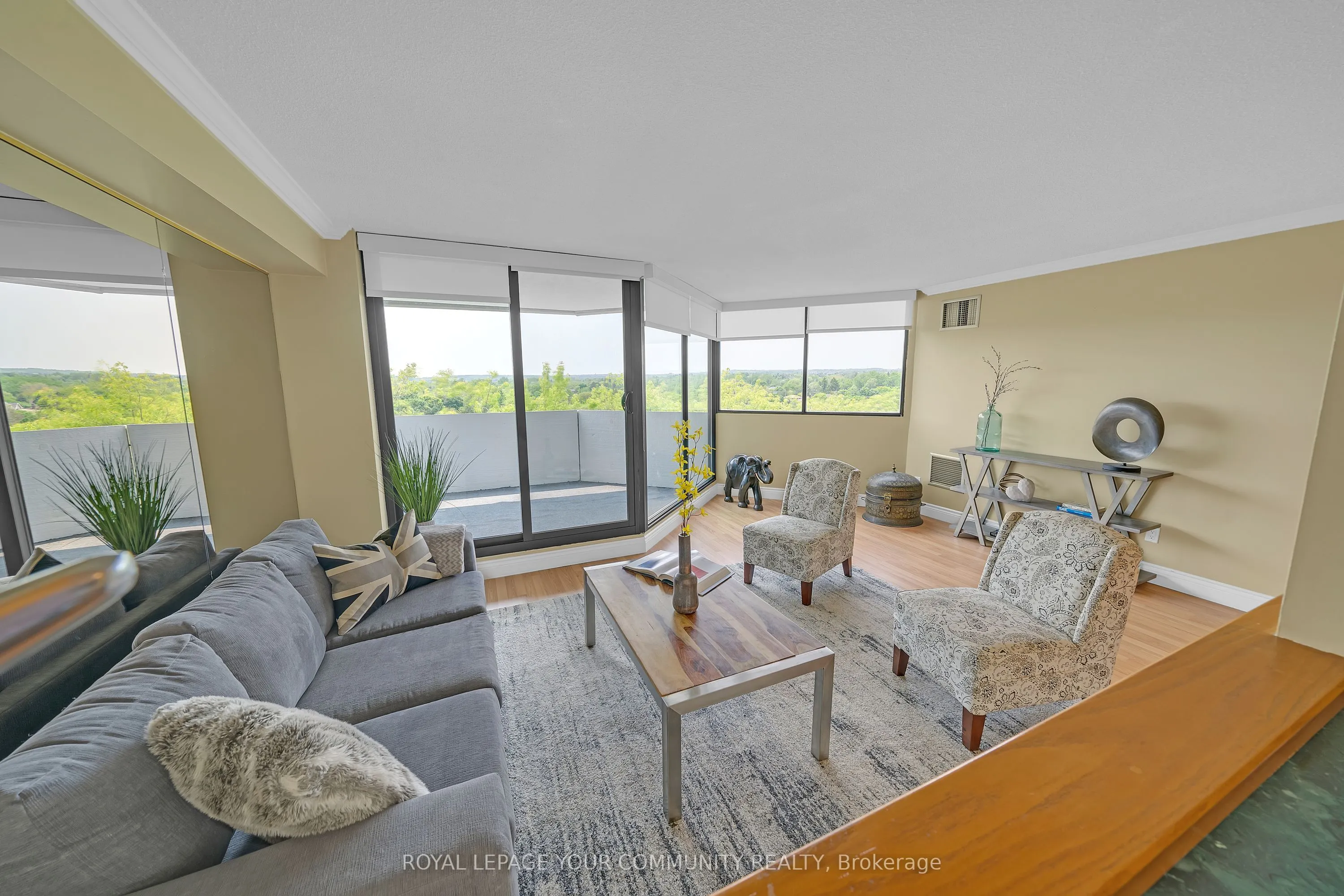 70 Baif Boulevard, #811