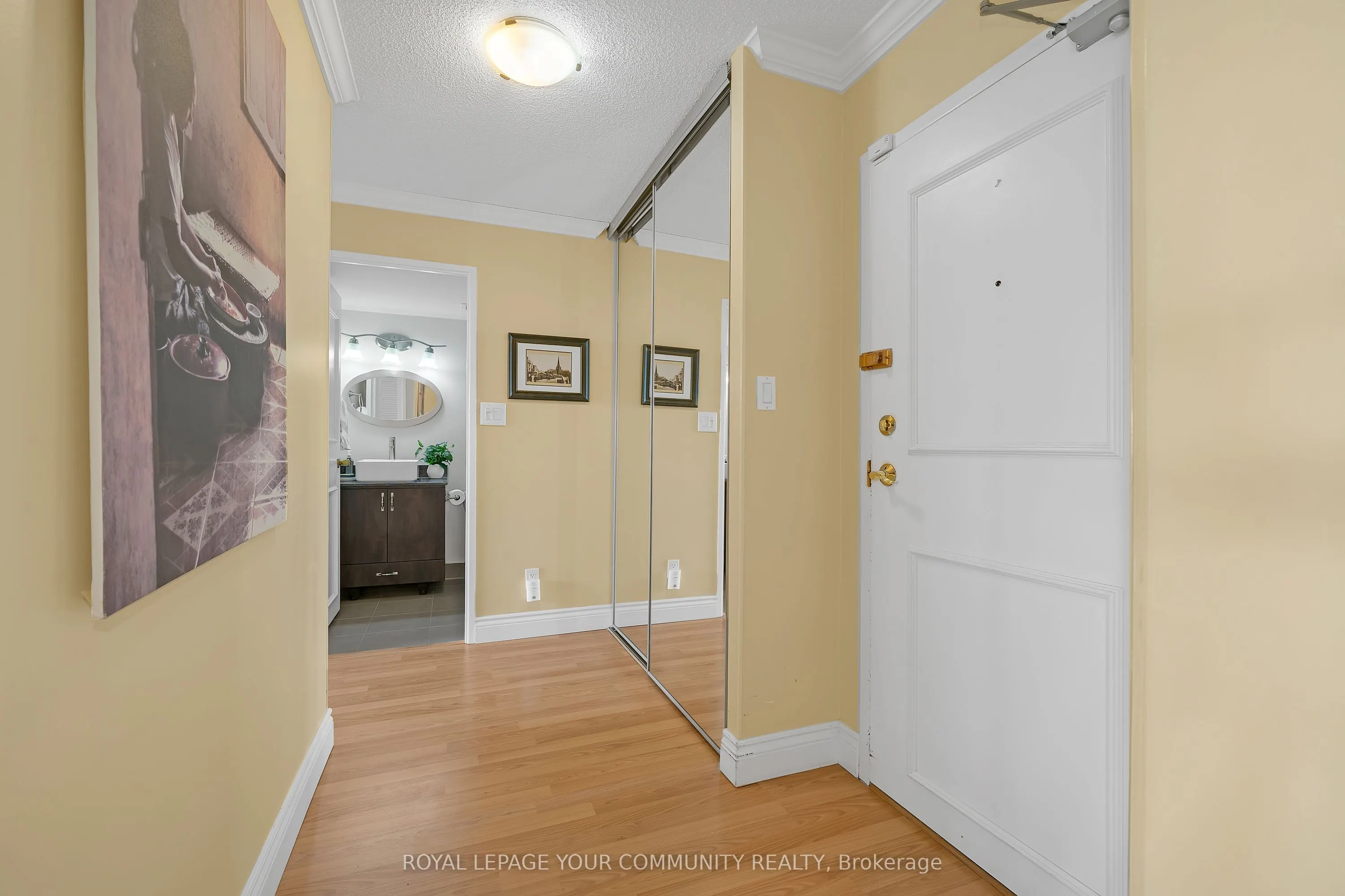 70 Baif Boulevard, #811