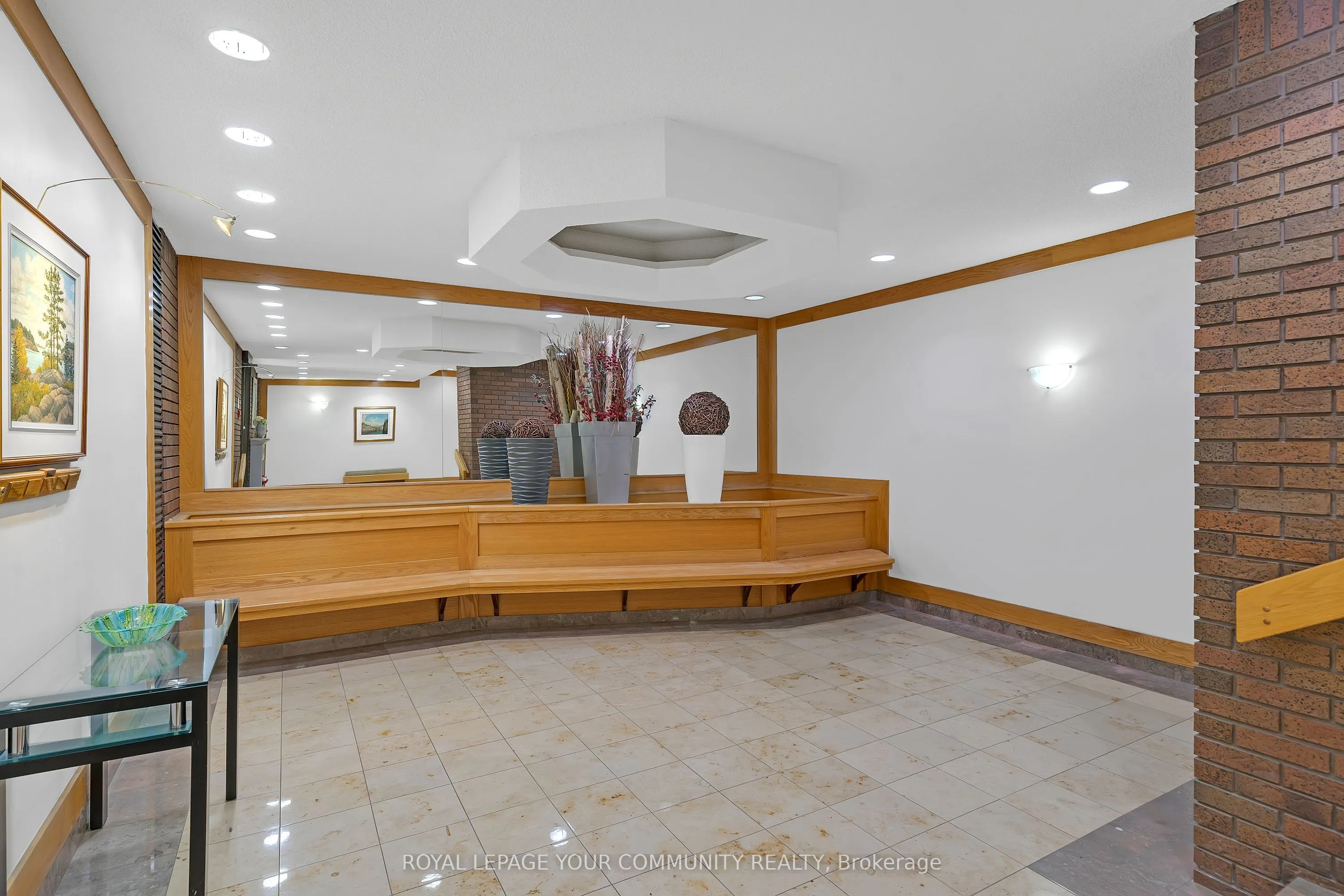 70 Baif Boulevard, #811