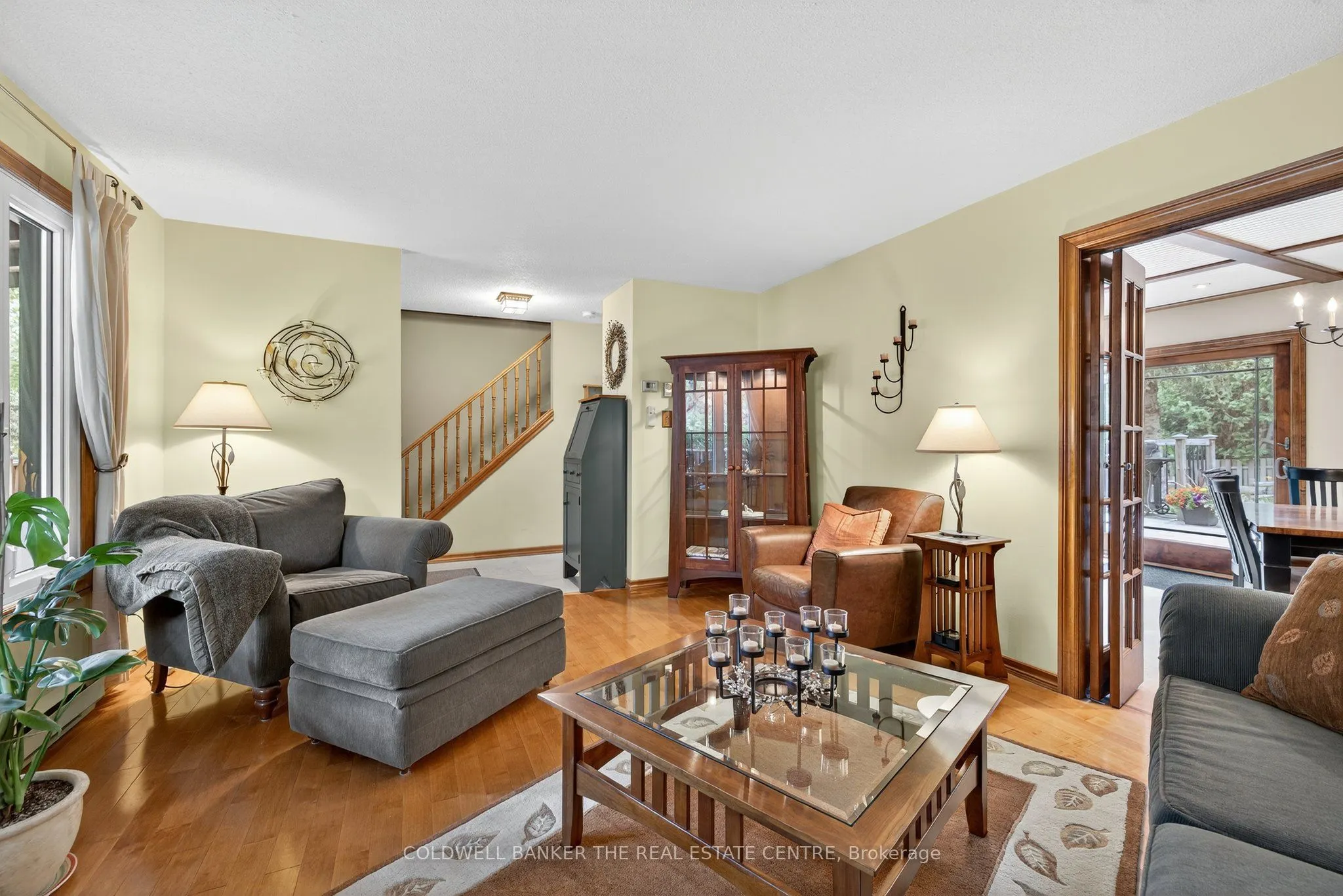 869 Magnolia Avenue