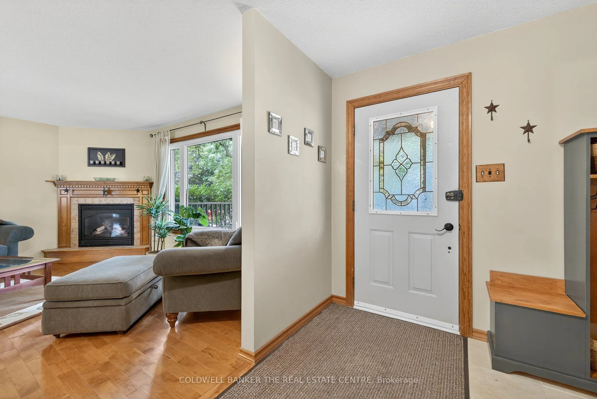 869 Magnolia Avenue