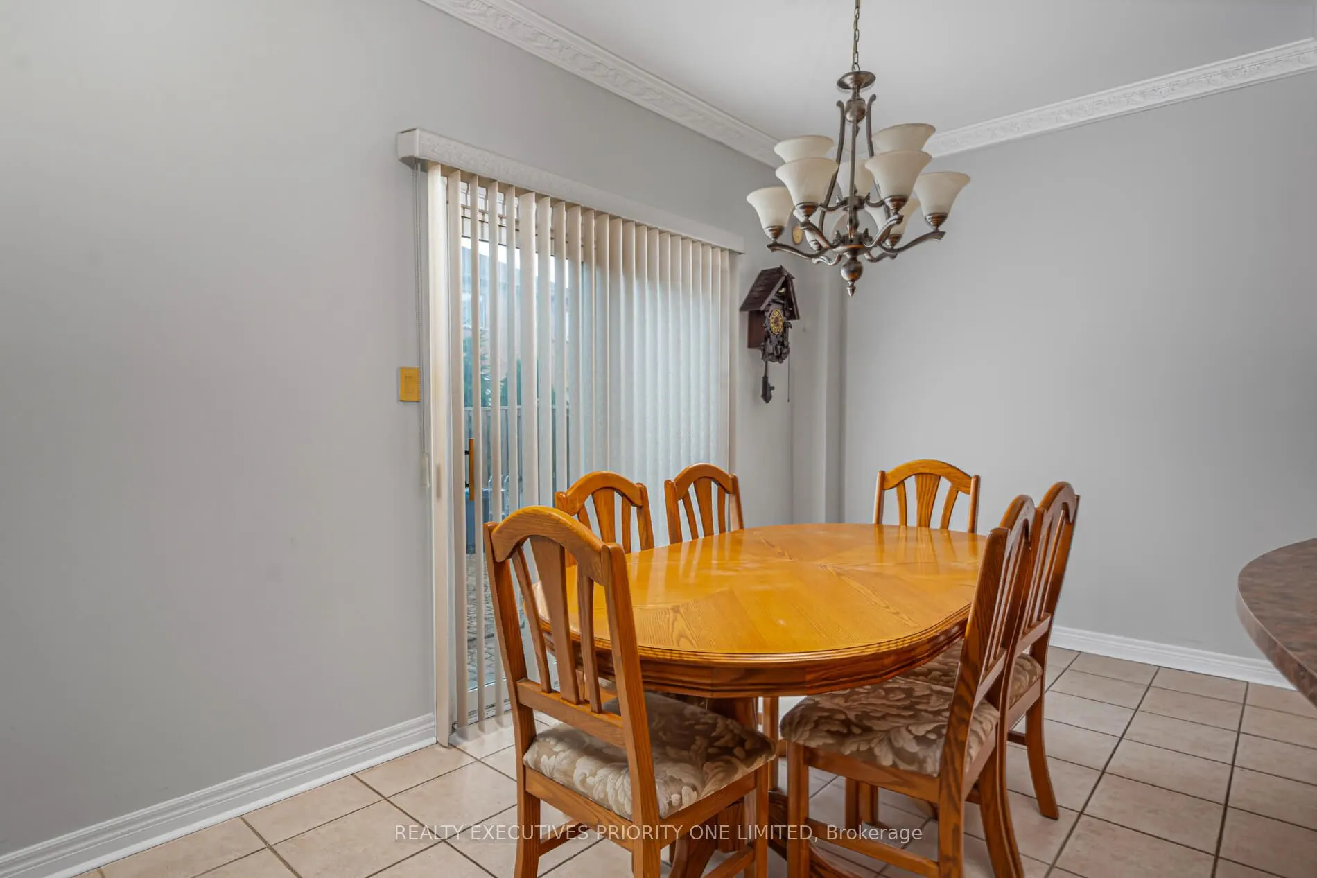 2 Foxhunt Drive
