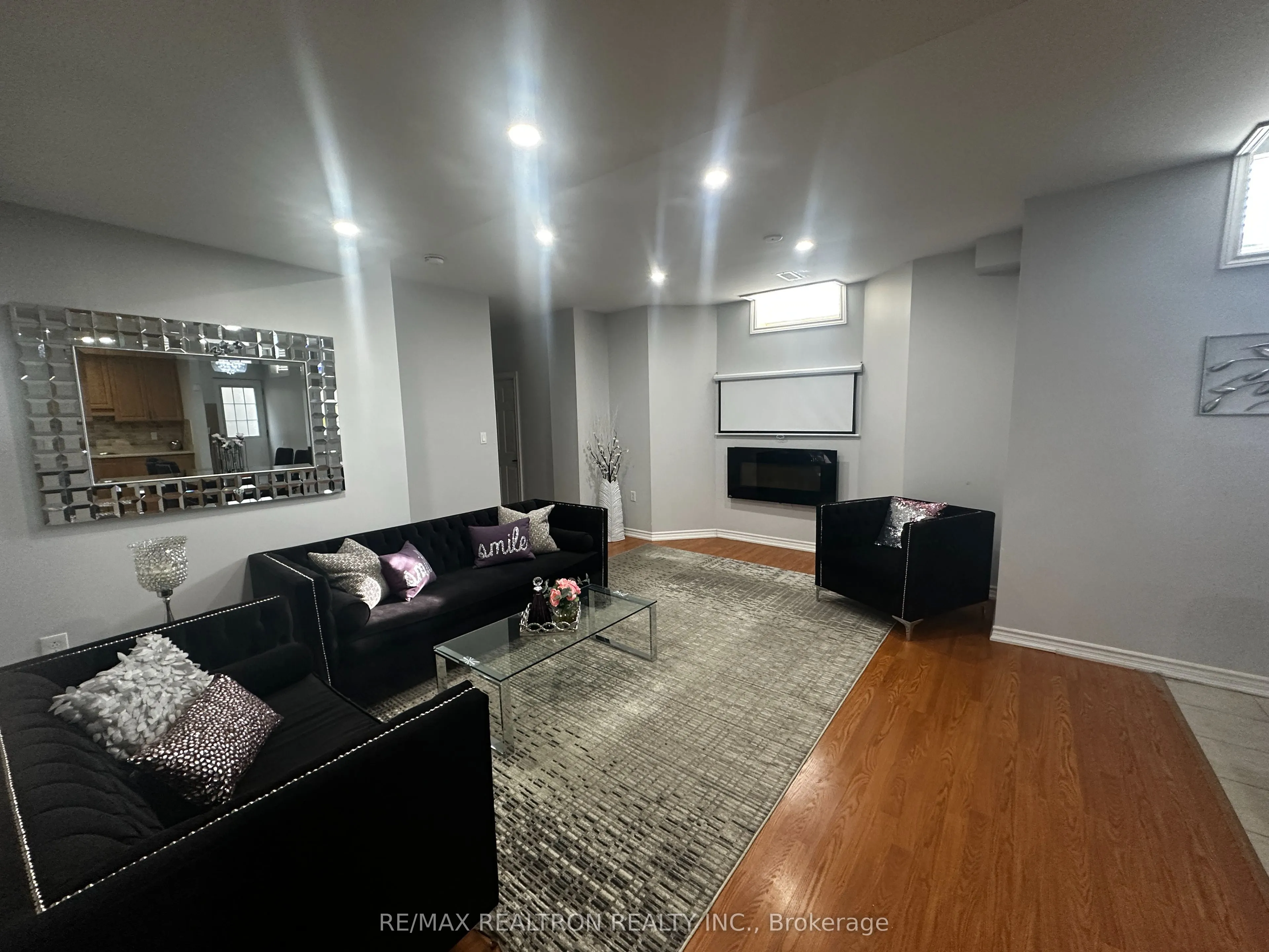 211 Cannes Avenue