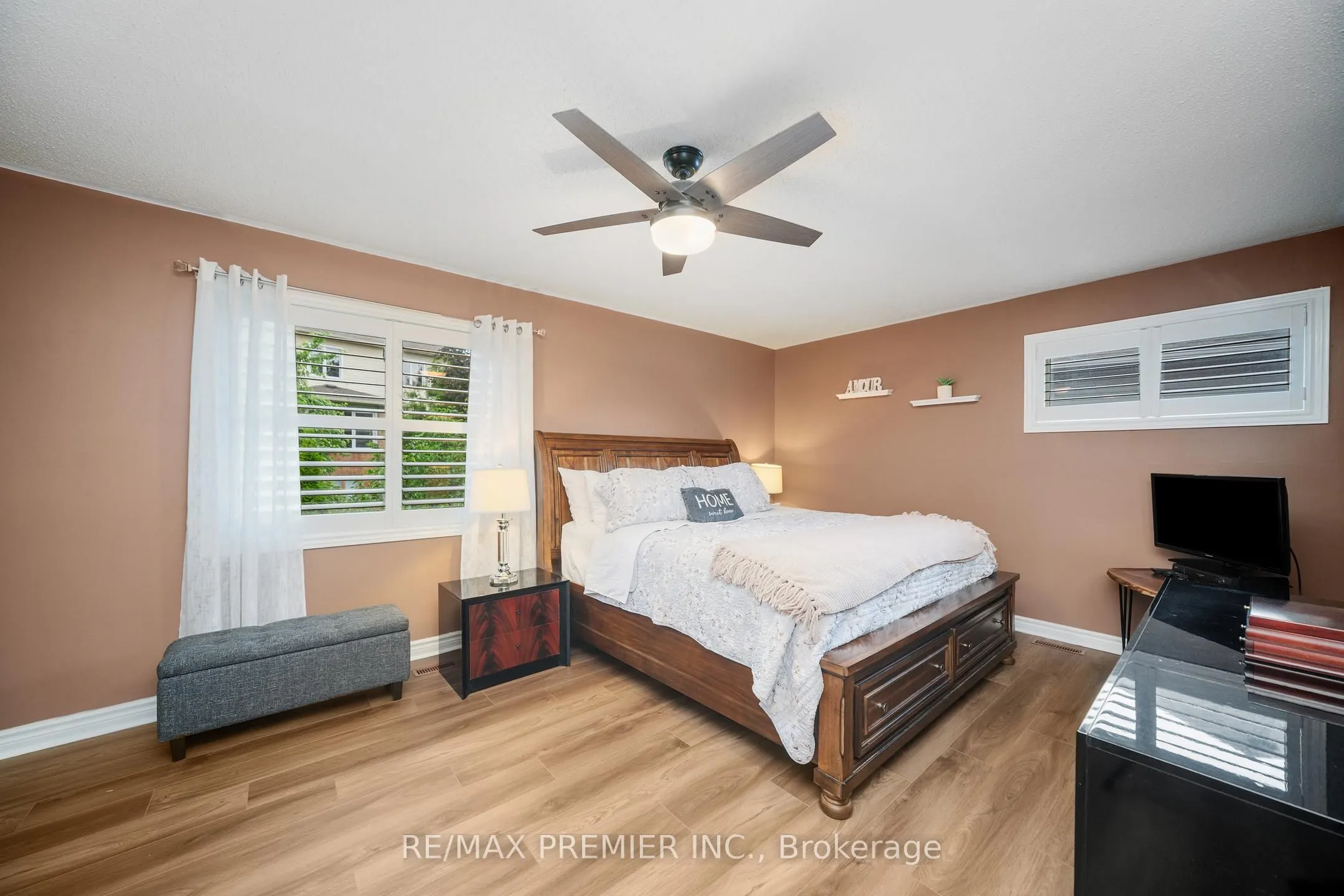 618 Ponting Place