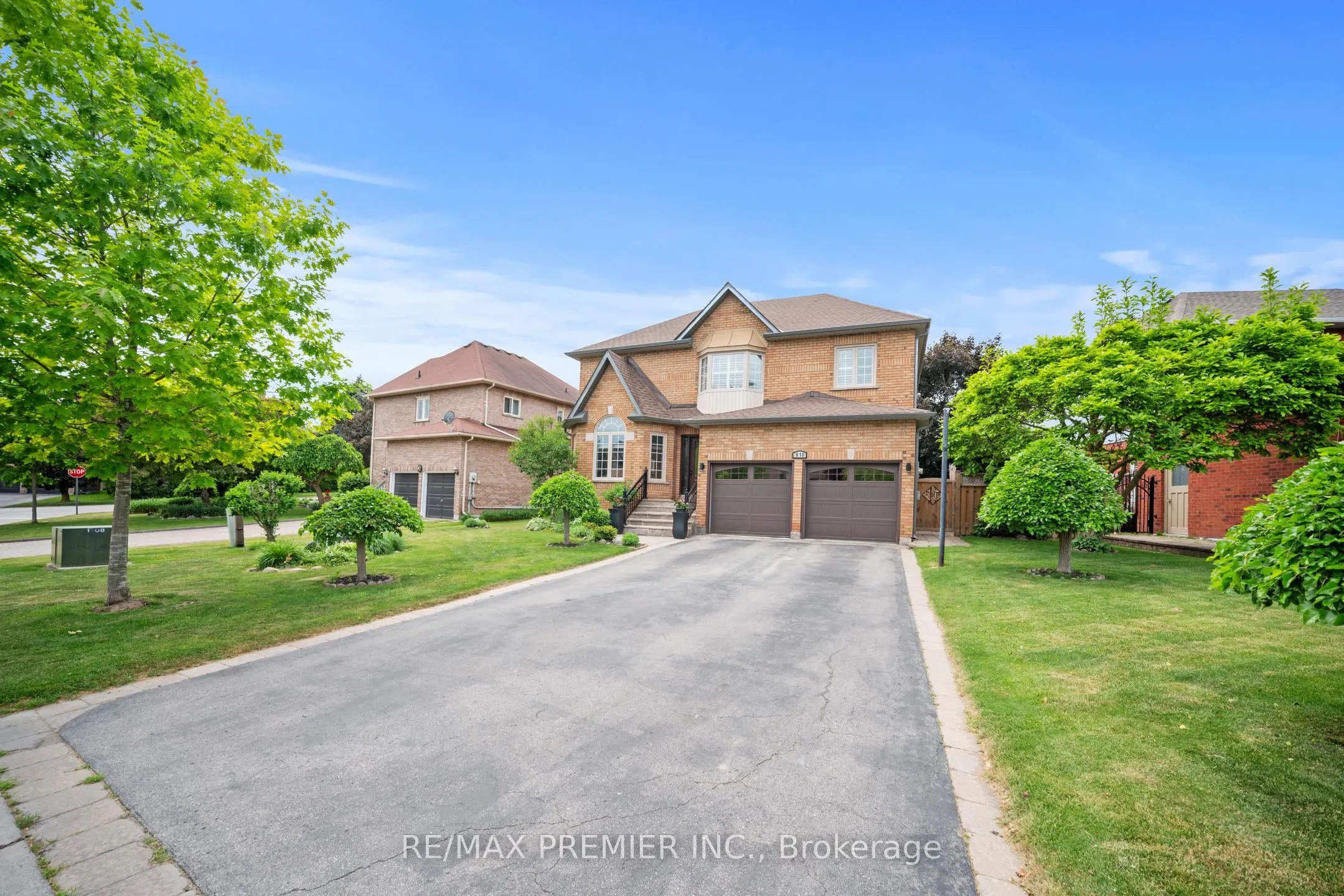 618 Ponting Place