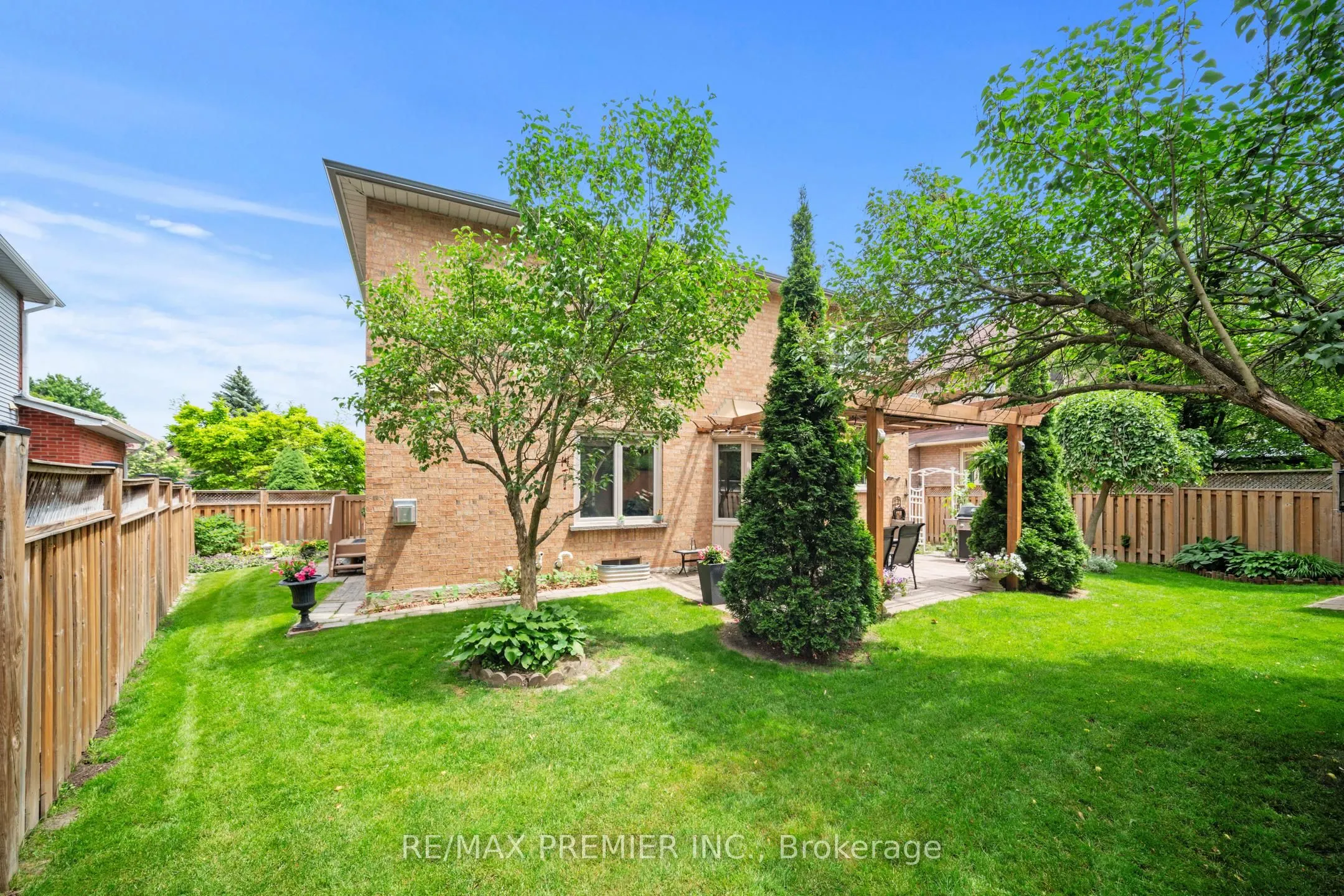 618 Ponting Place