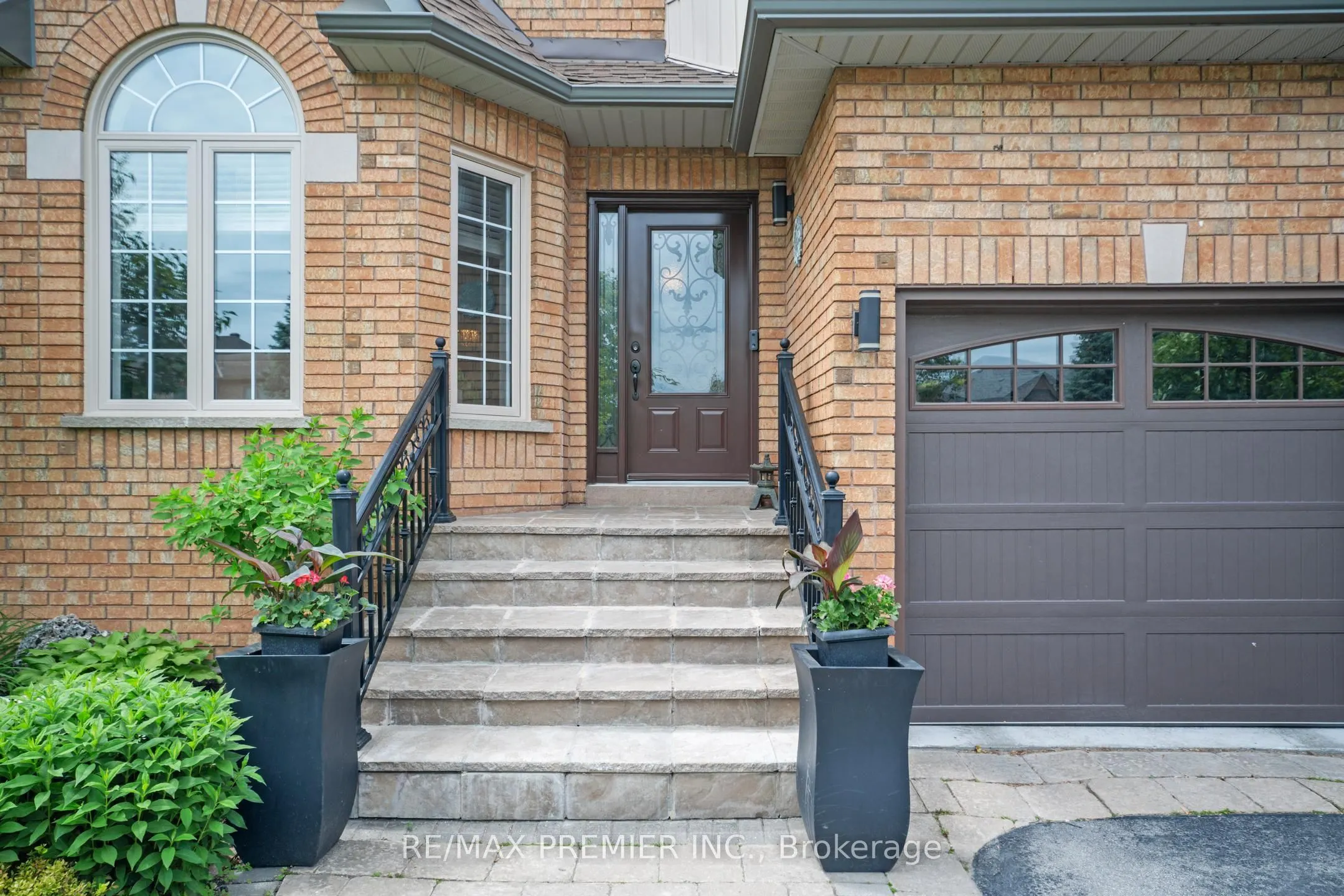618 Ponting Place