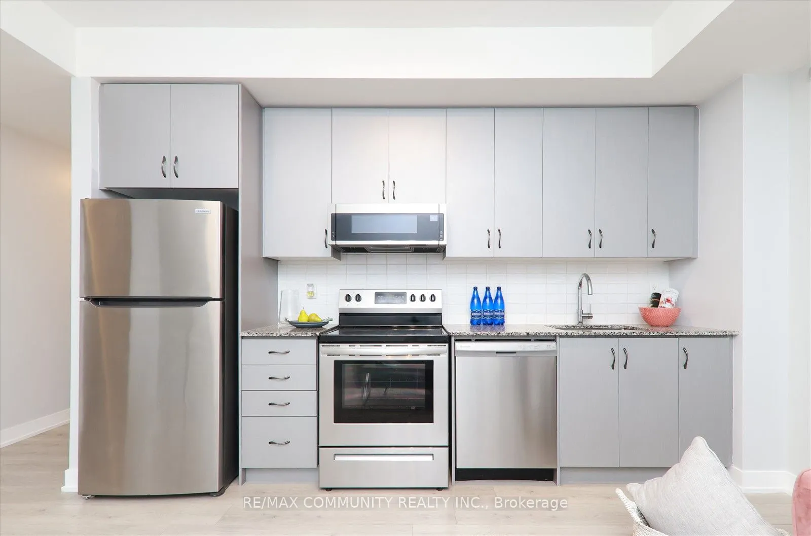 1709 Bur Oak Avenue, #206