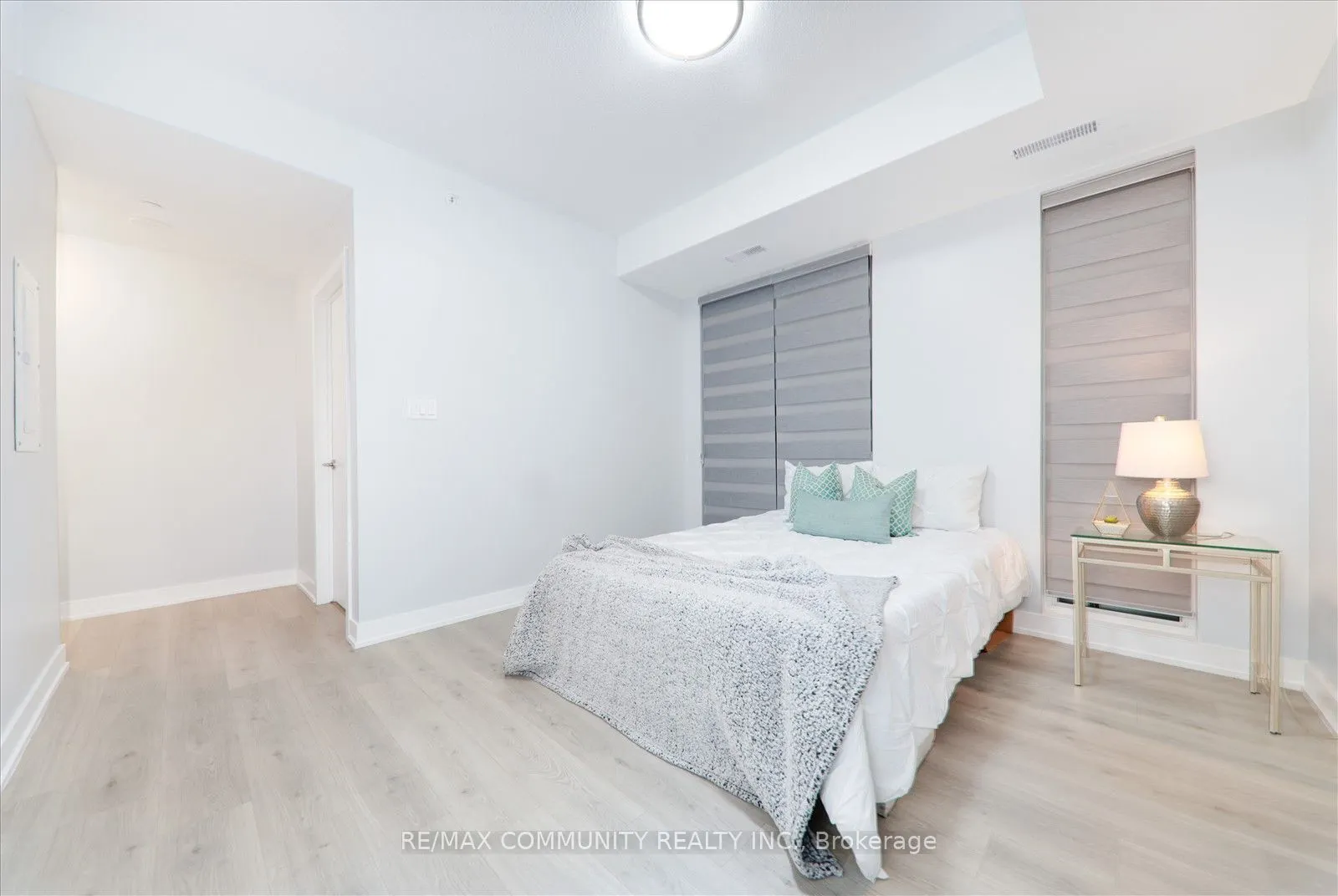 1709 Bur Oak Avenue, #206