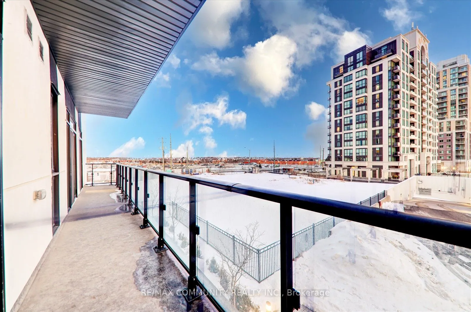 1709 Bur Oak Avenue, #206