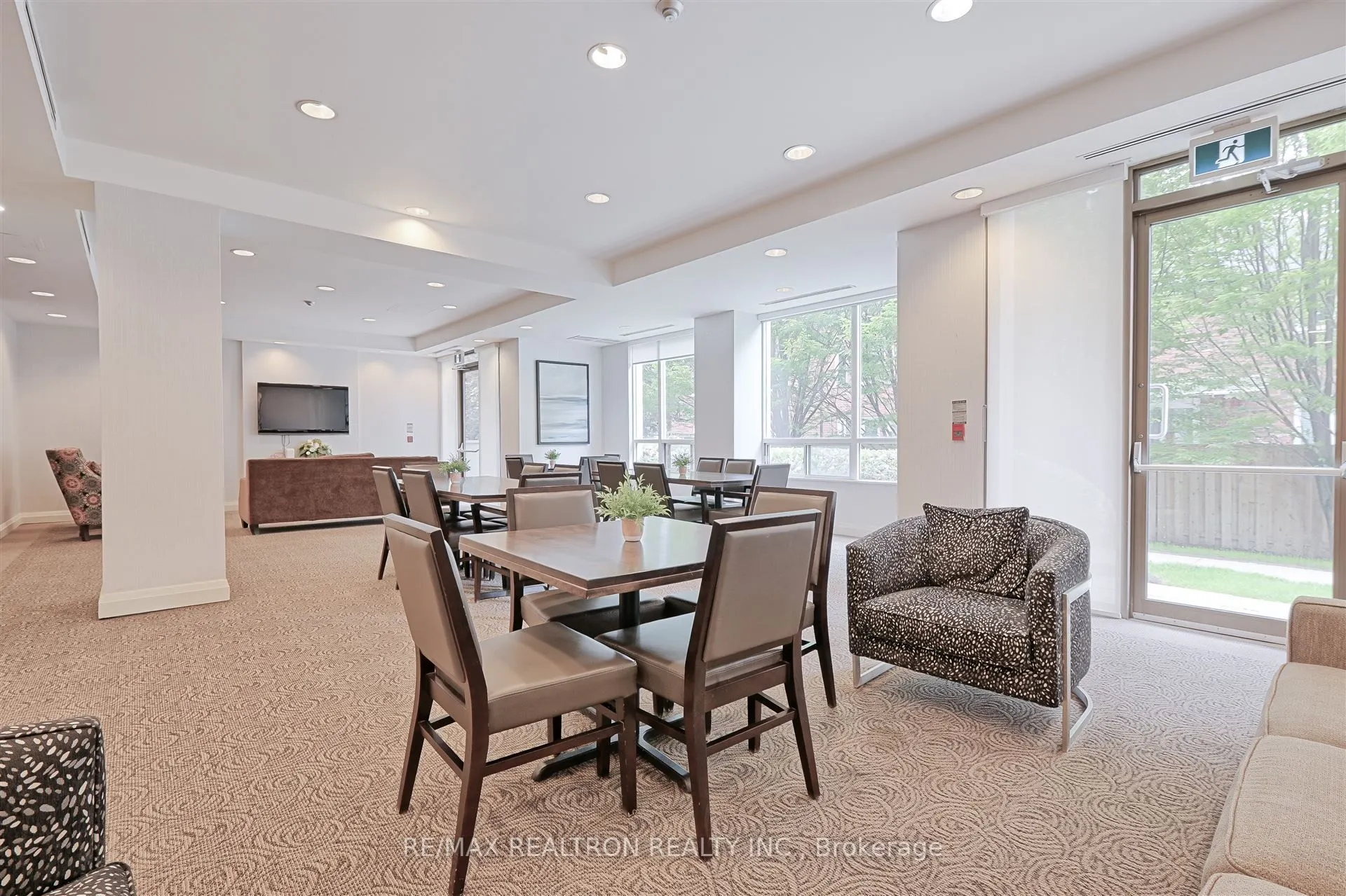 19 Northern Heights Drive, #510