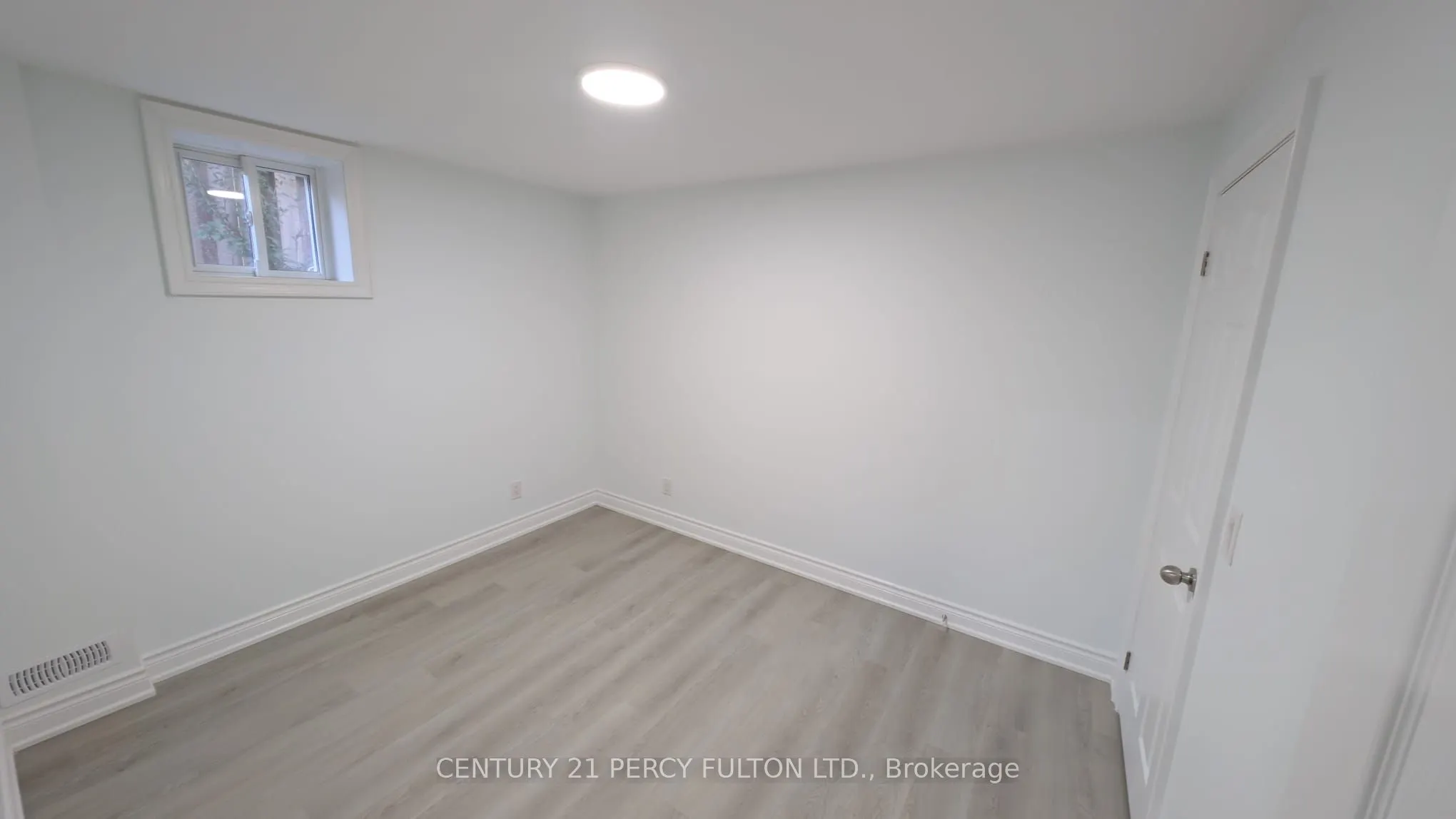 28 Rouge Bank Drive