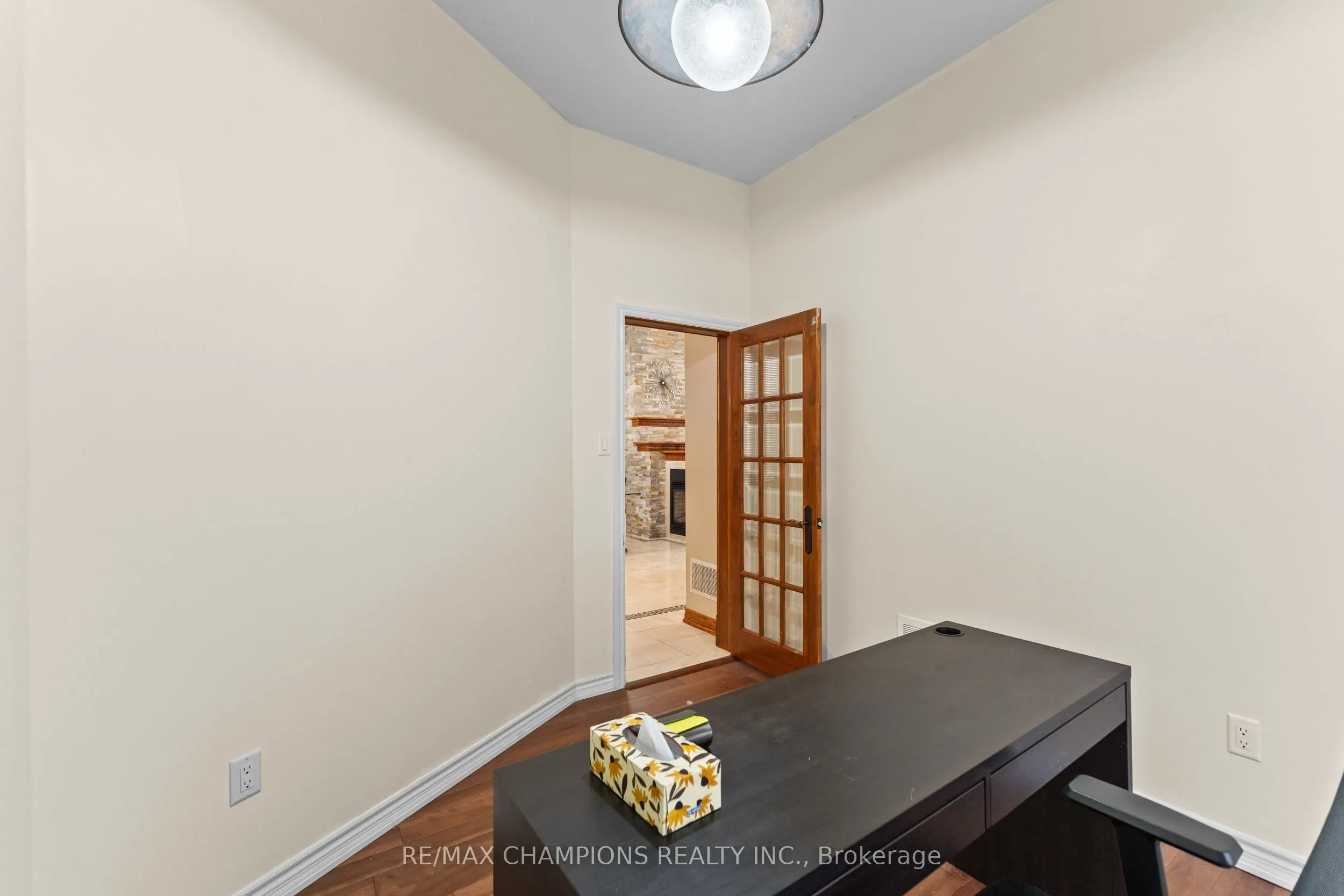96 Wardlaw Place