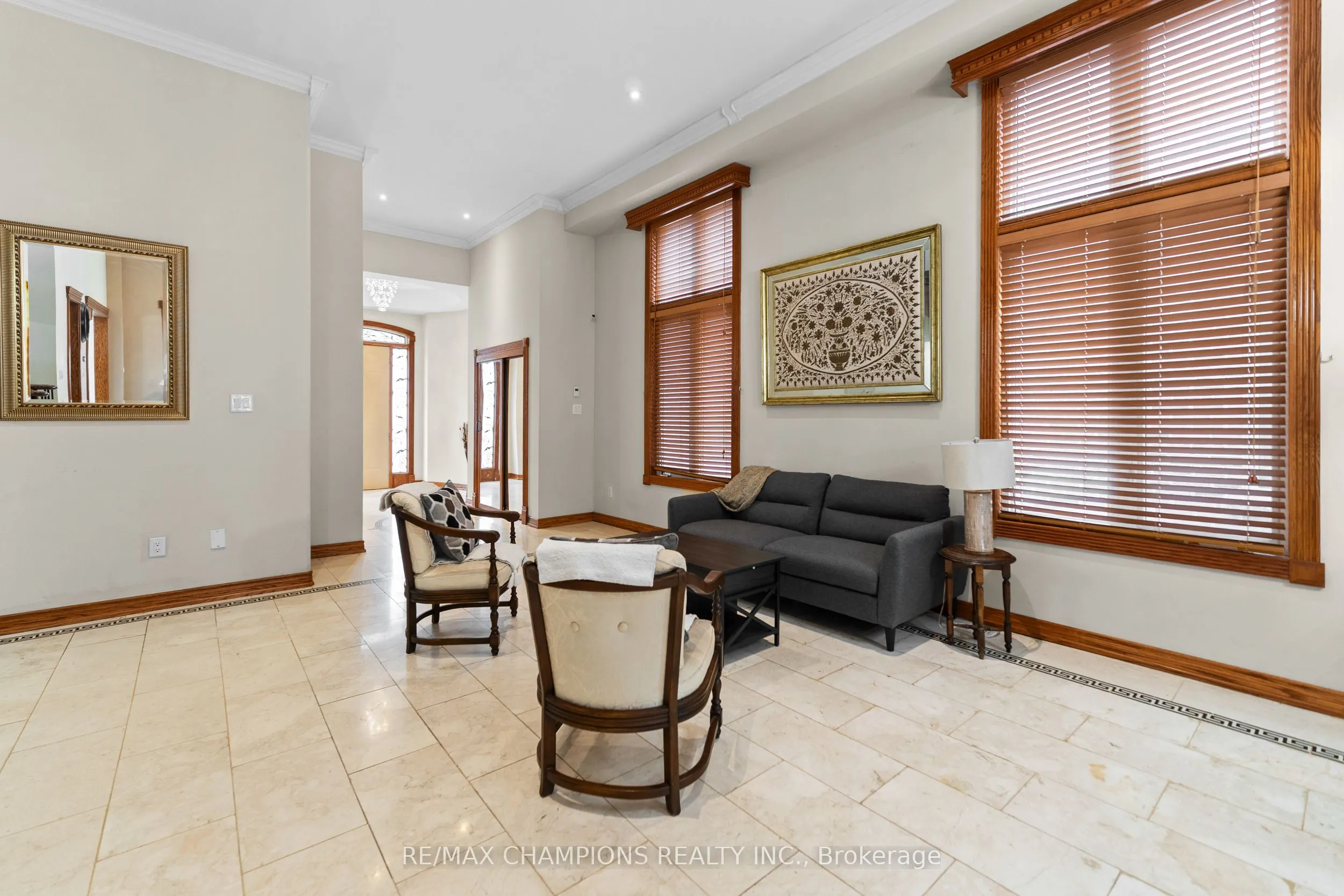 96 Wardlaw Place