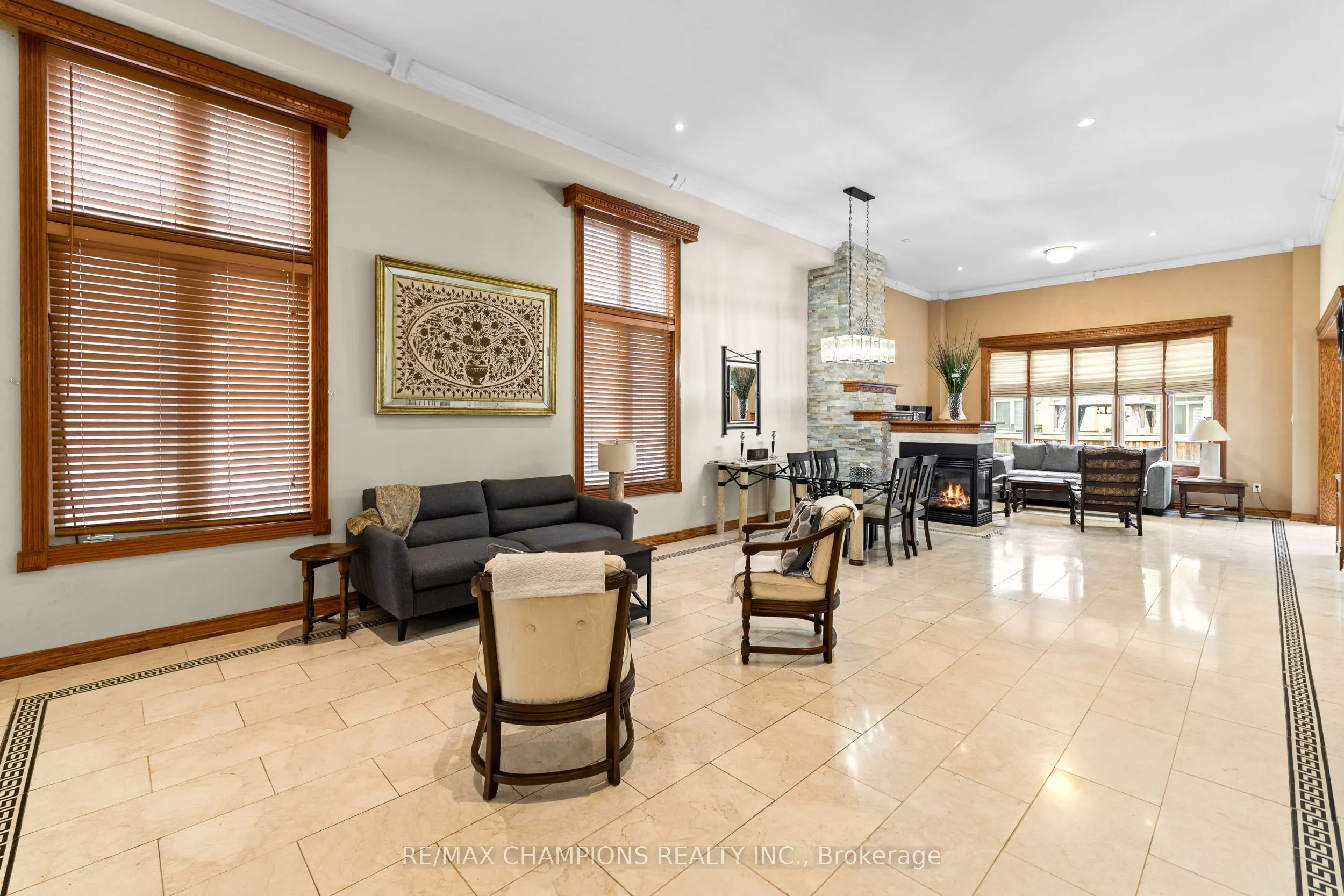 96 Wardlaw Place