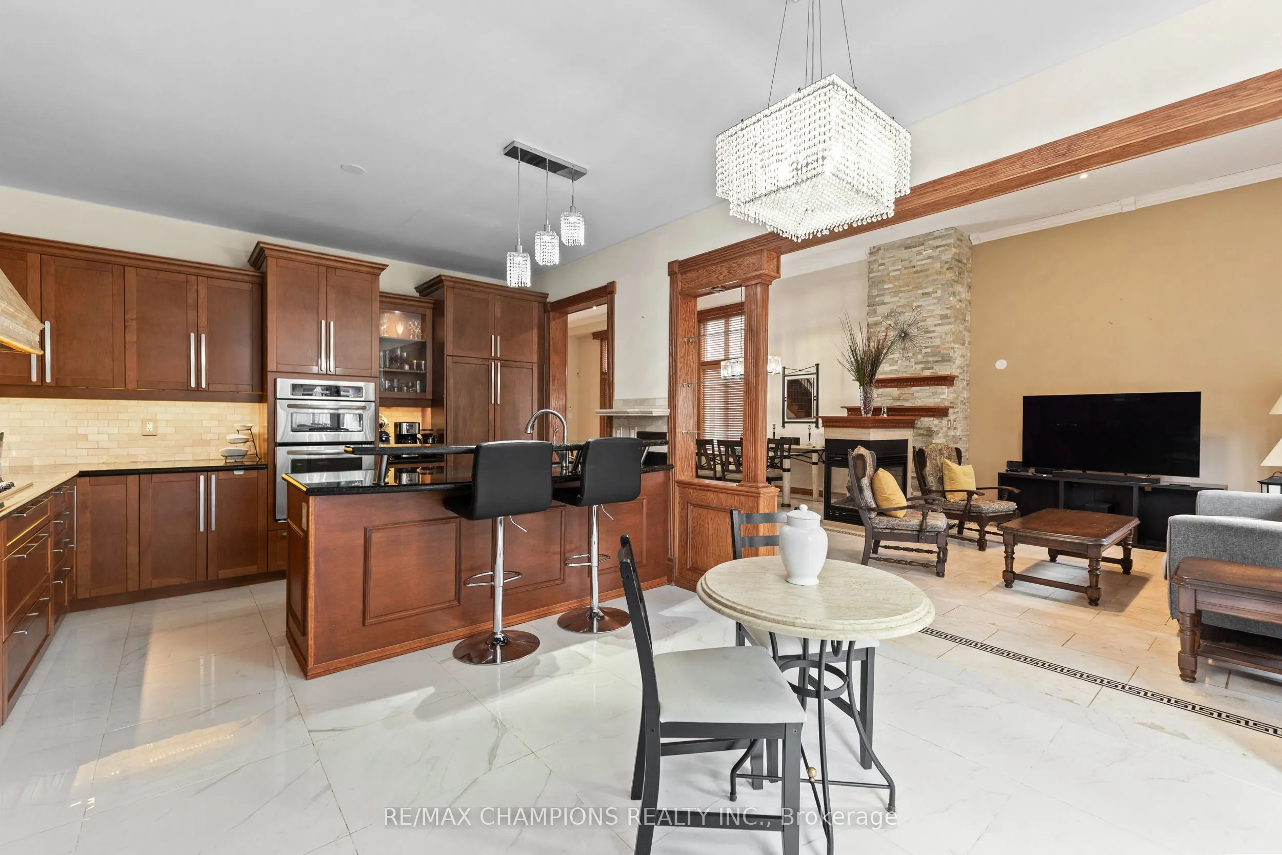 96 Wardlaw Place