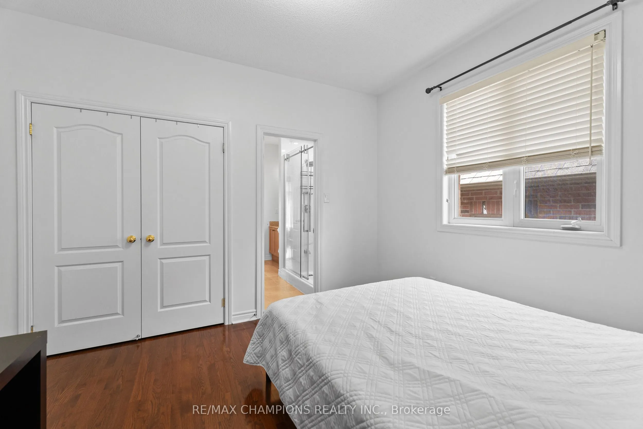 96 Wardlaw Place