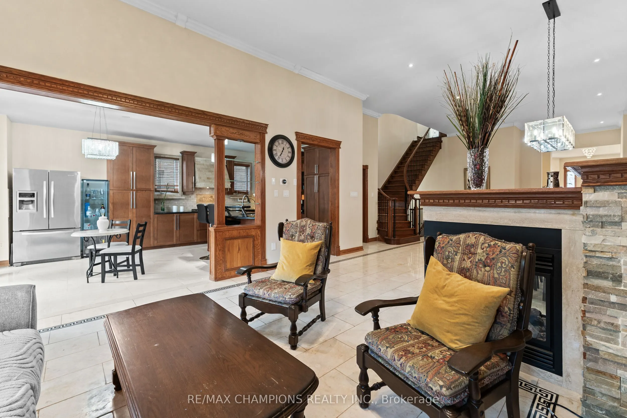 96 Wardlaw Place