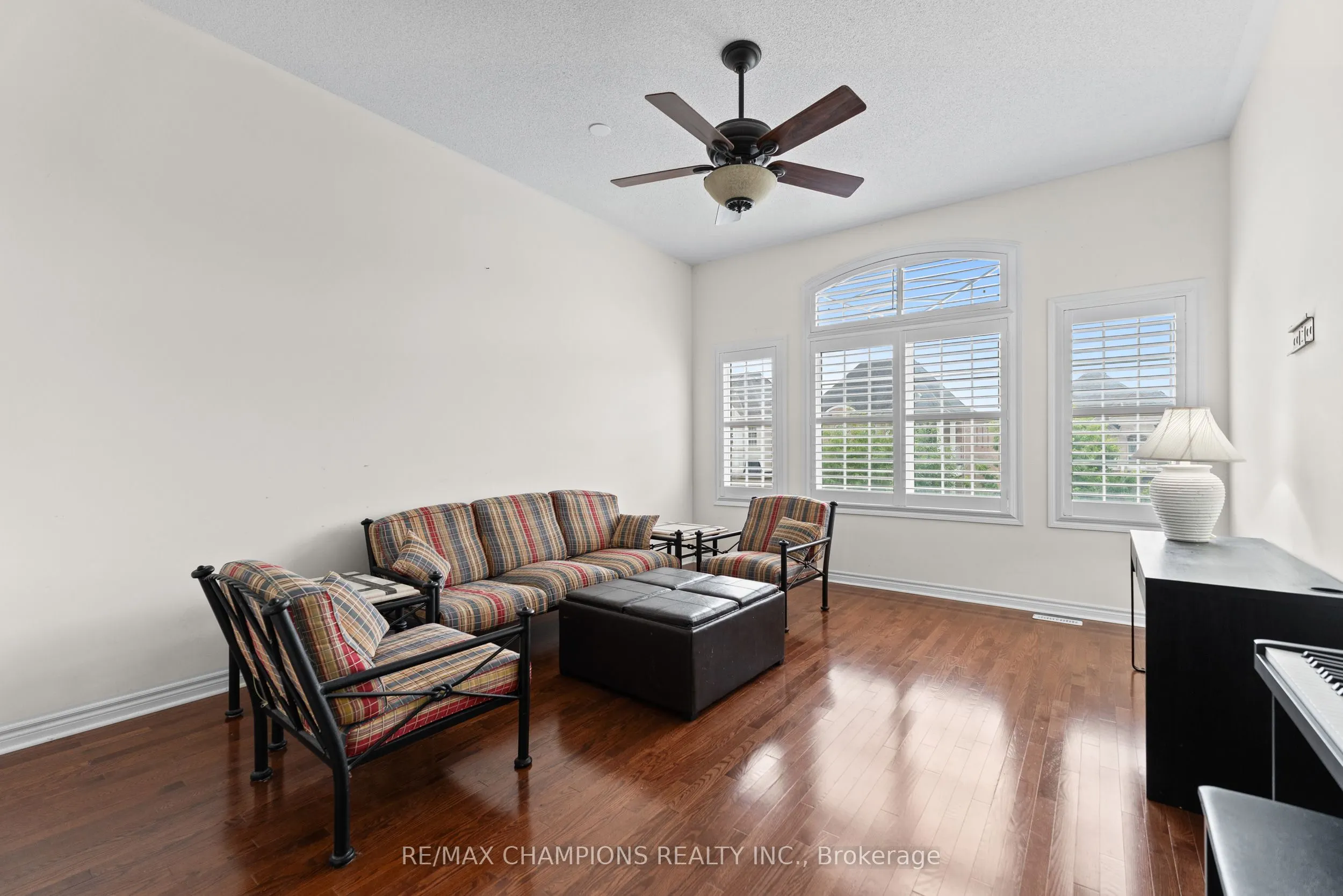 96 Wardlaw Place