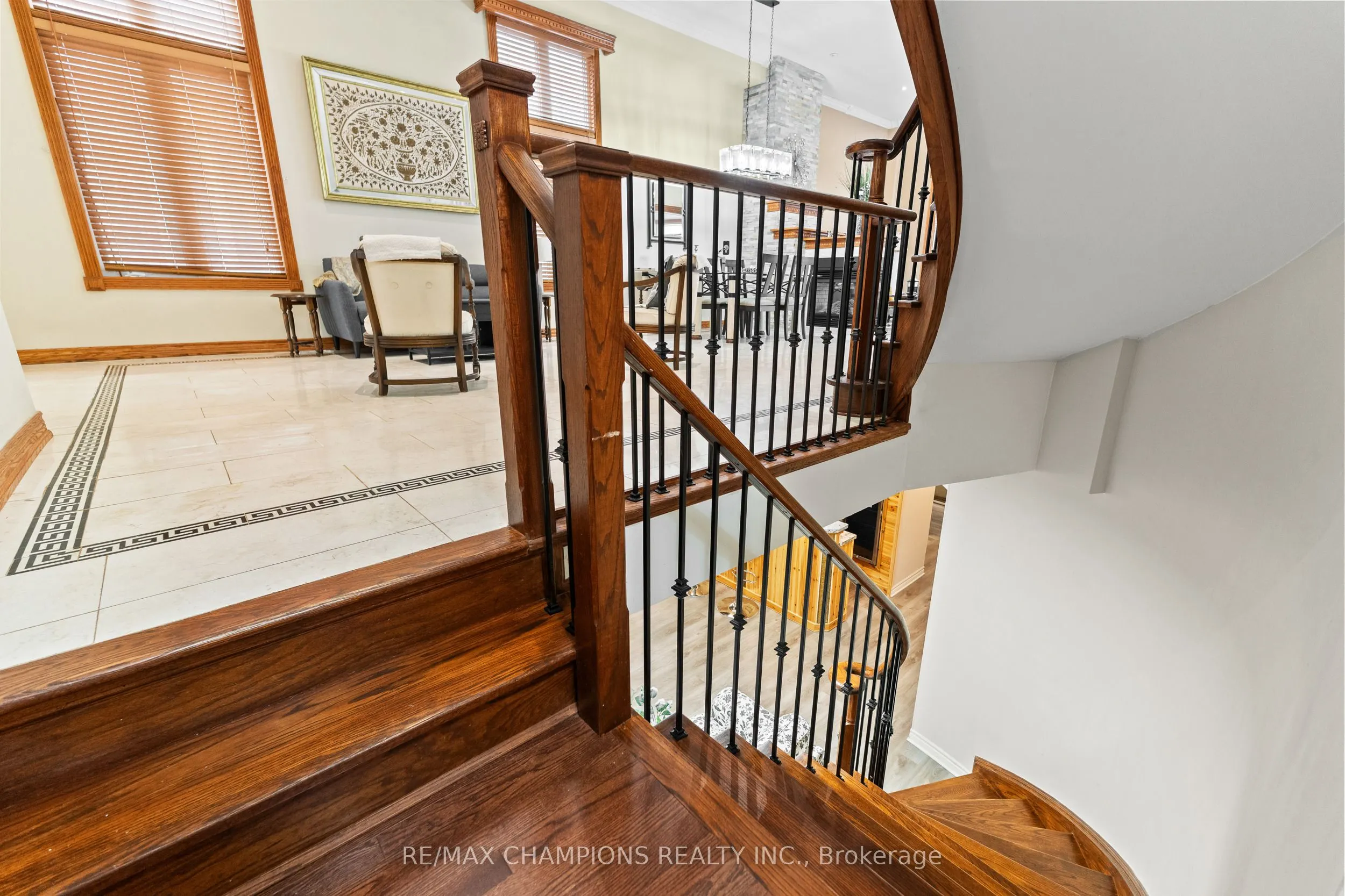 96 Wardlaw Place