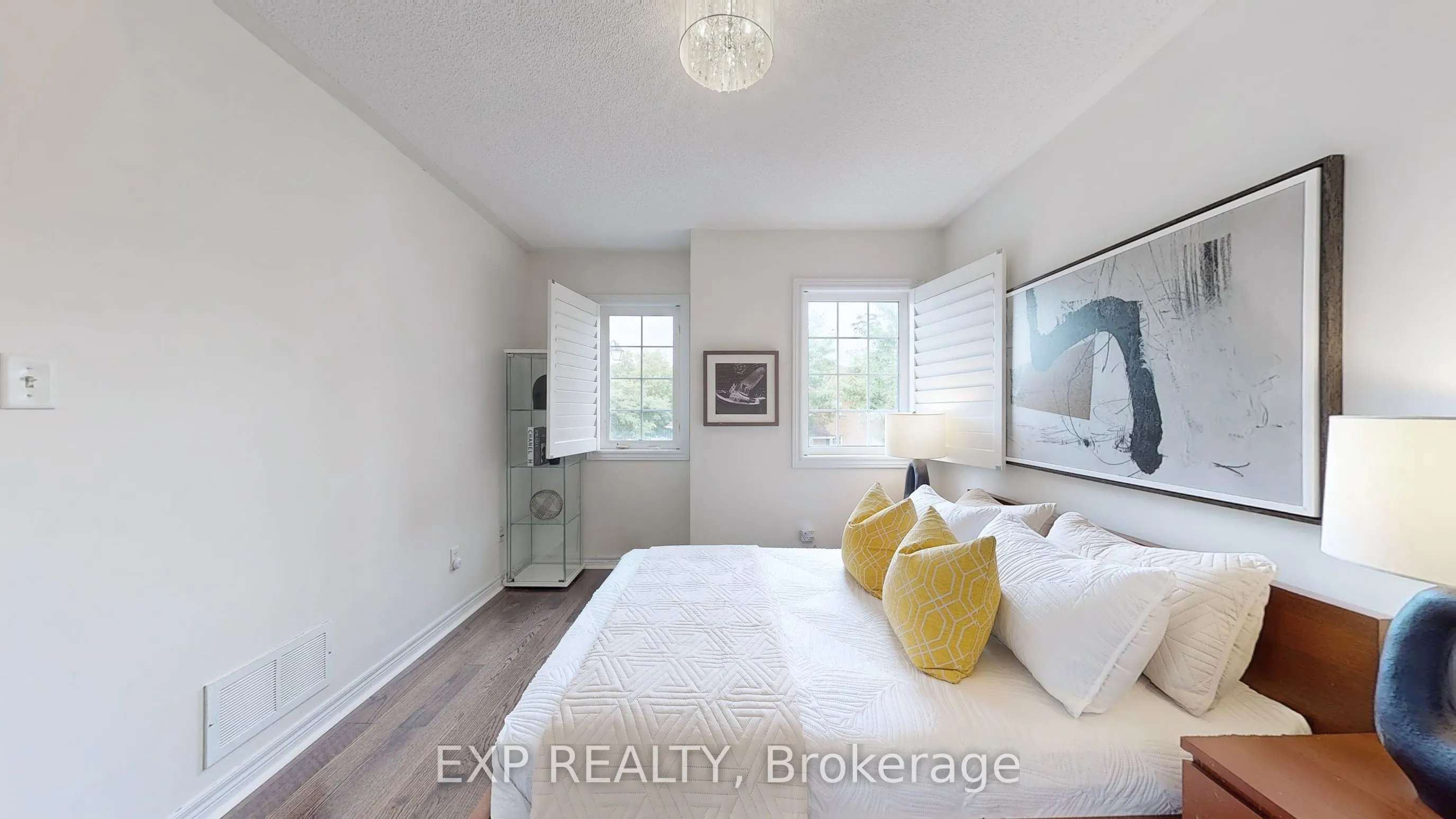 23 Harry Swingler Drive