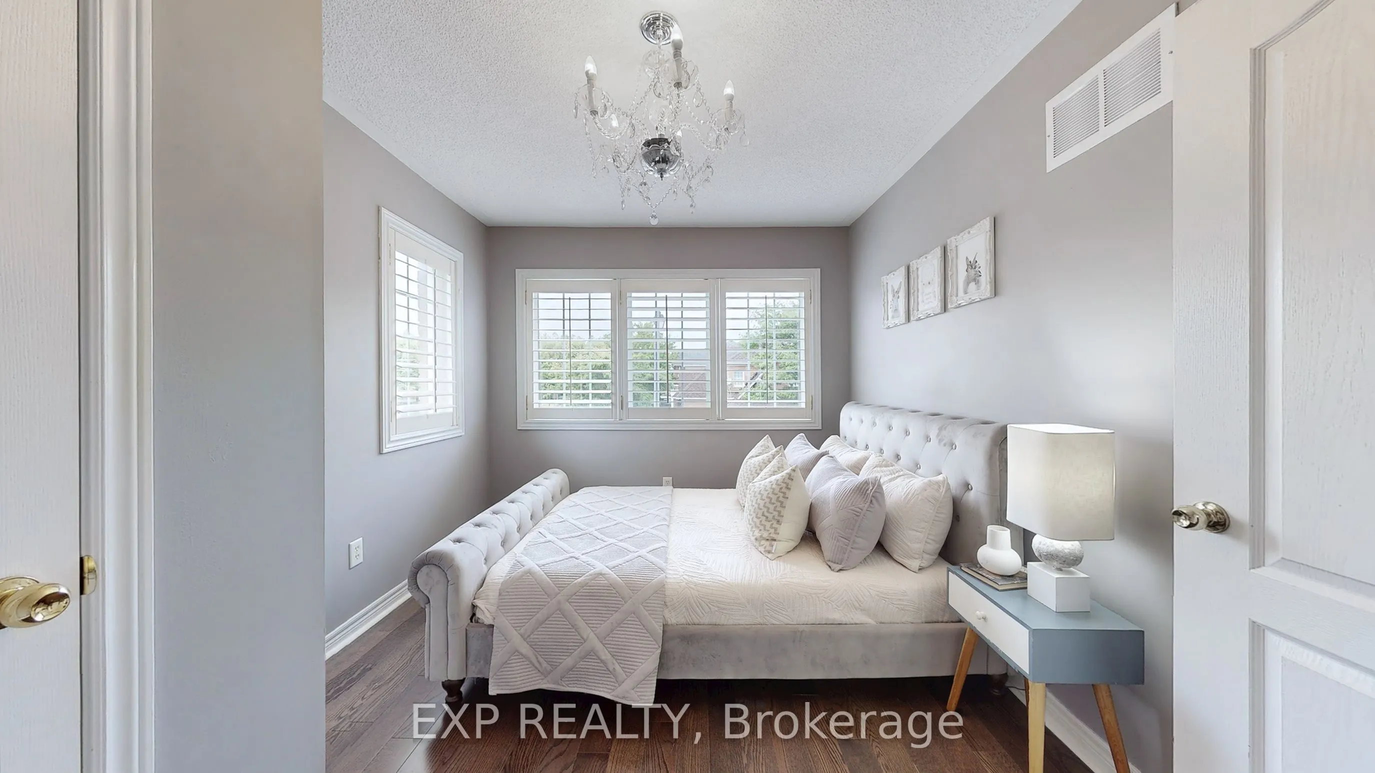 23 Harry Swingler Drive