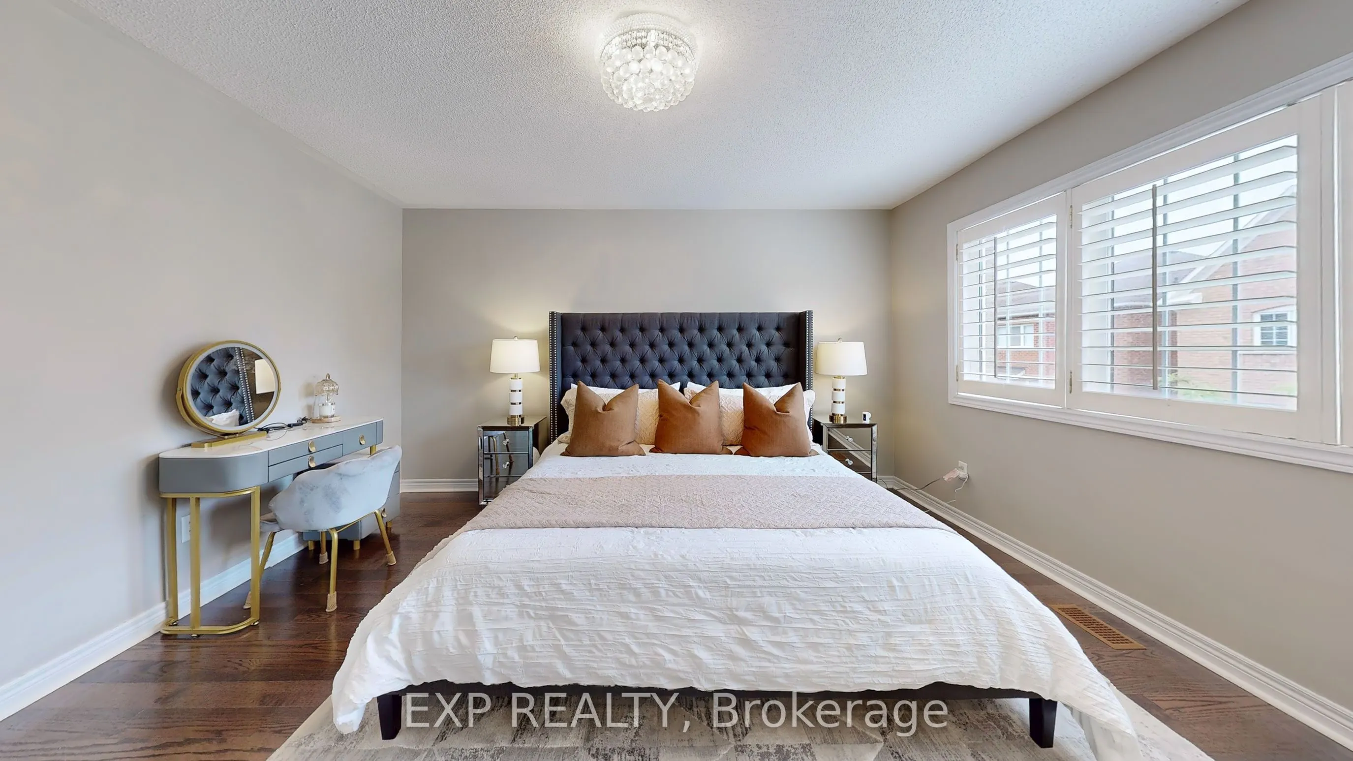 23 Harry Swingler Drive