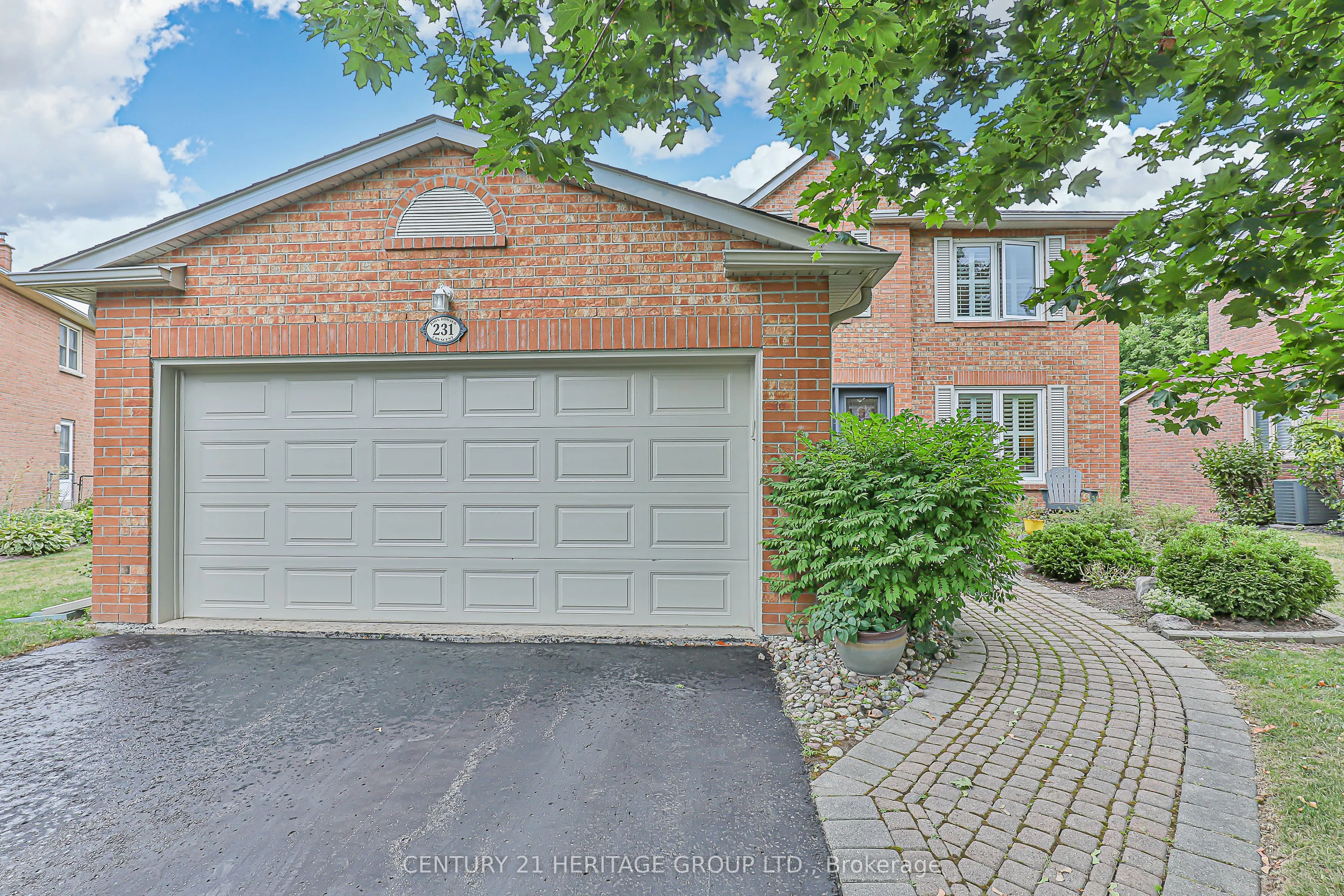 231 John Bowser Crescent