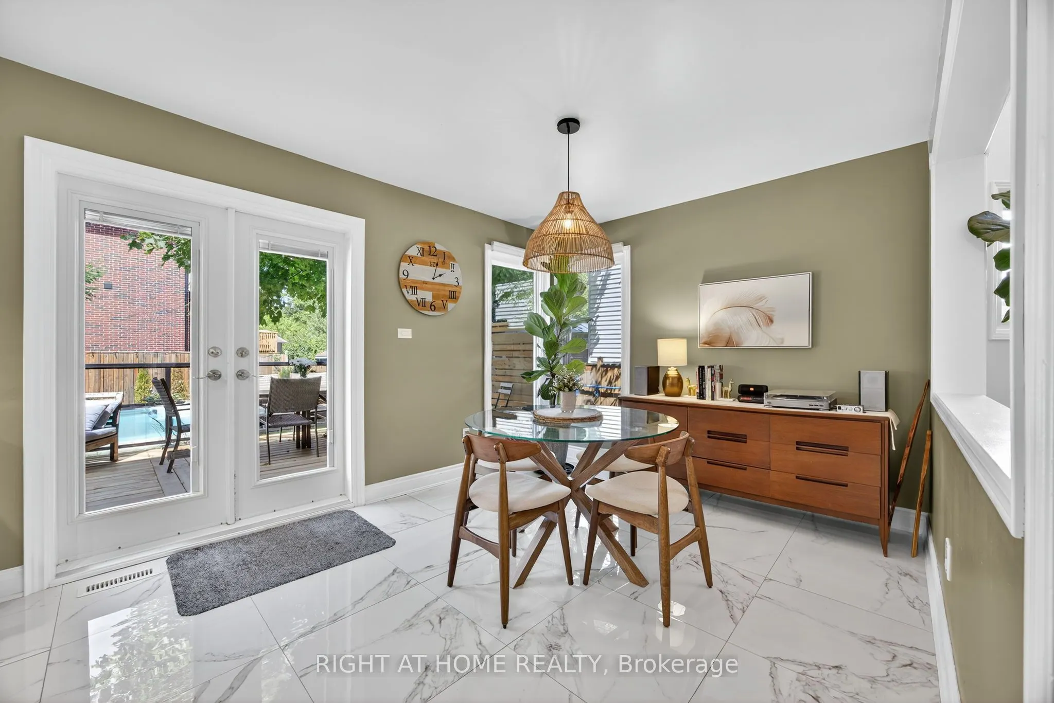 1012 Linden Street