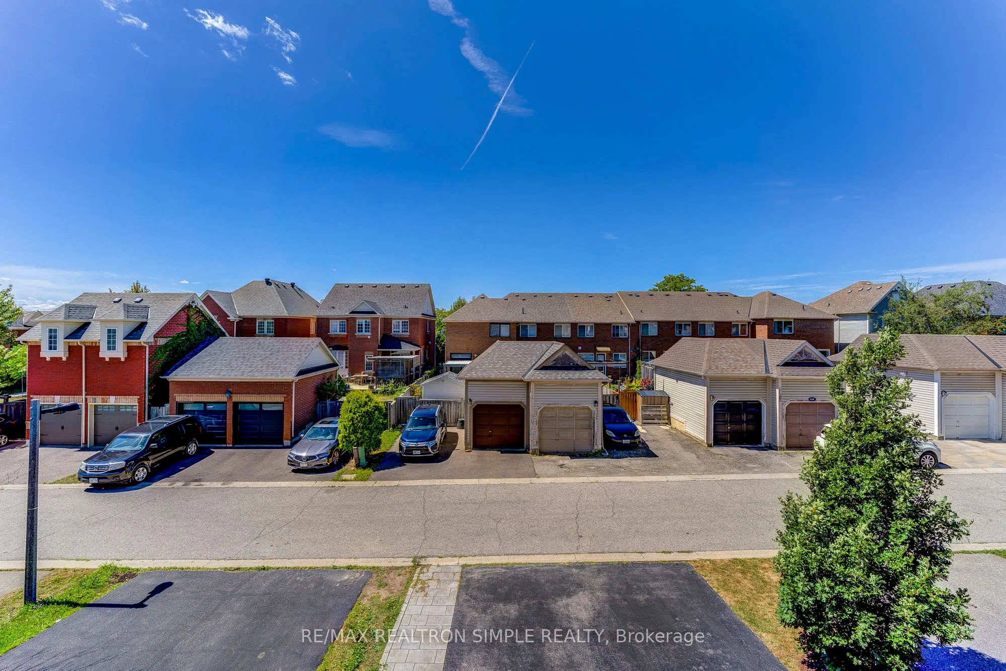 2847 Bur Oak Avenue