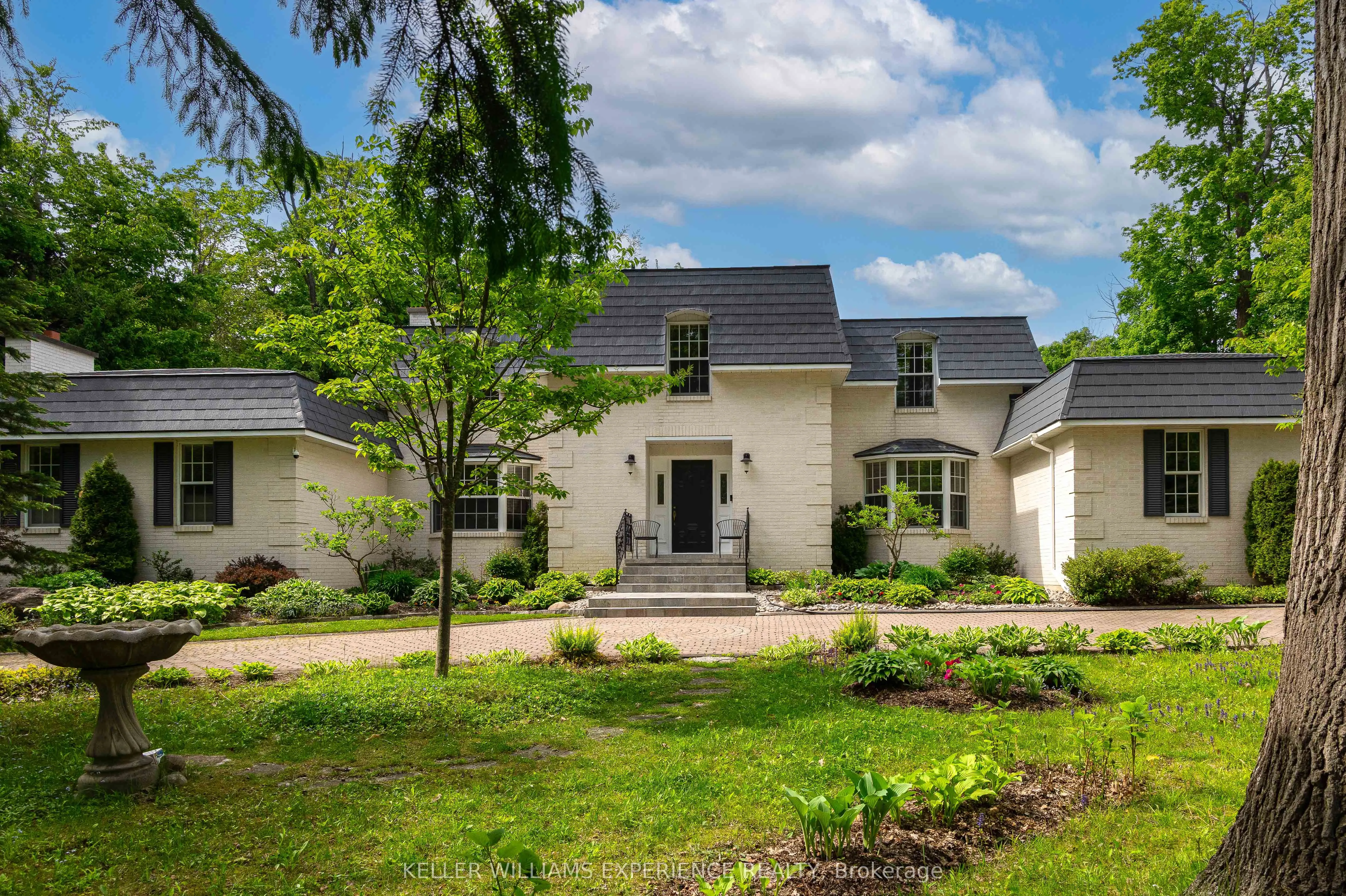 1836 Quantz Crescent