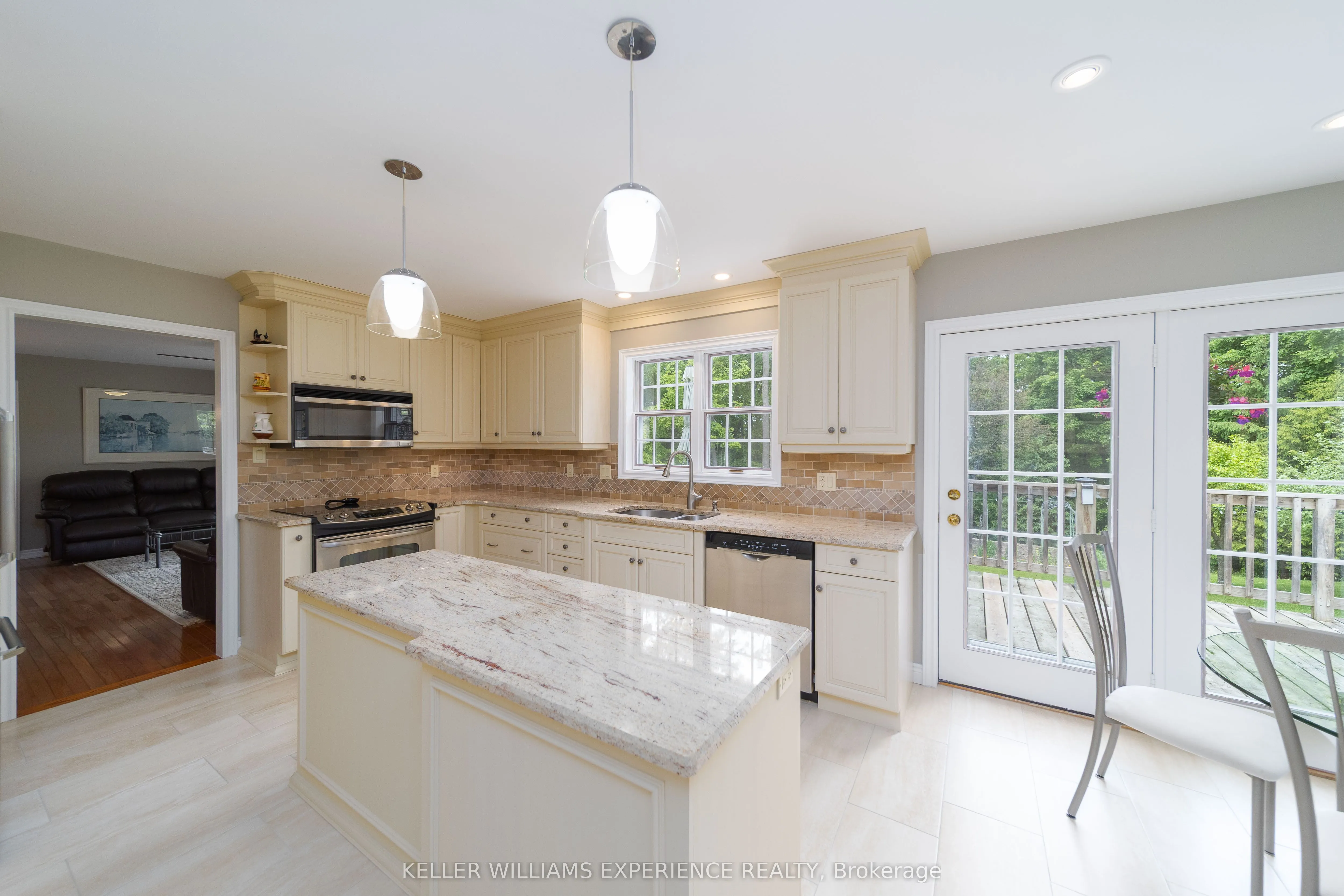 1836 Quantz Crescent