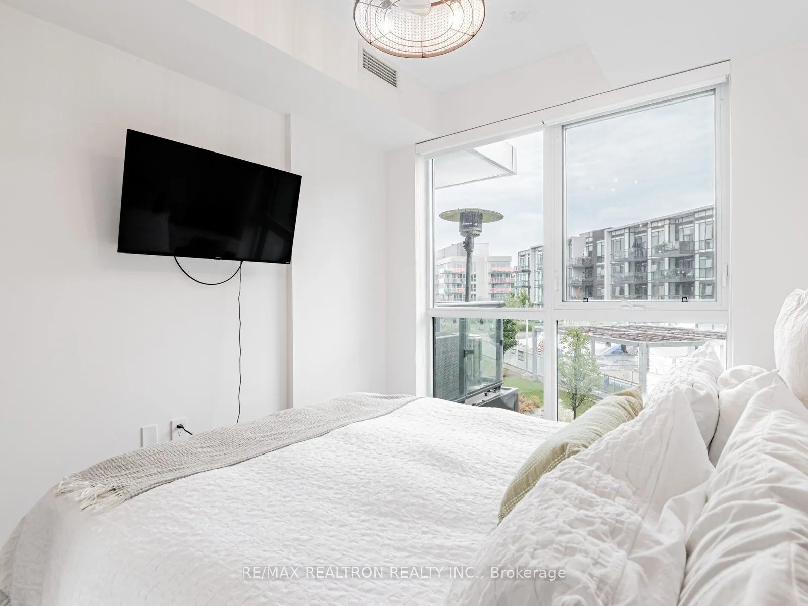 415 Sea Ray Avenue, #201