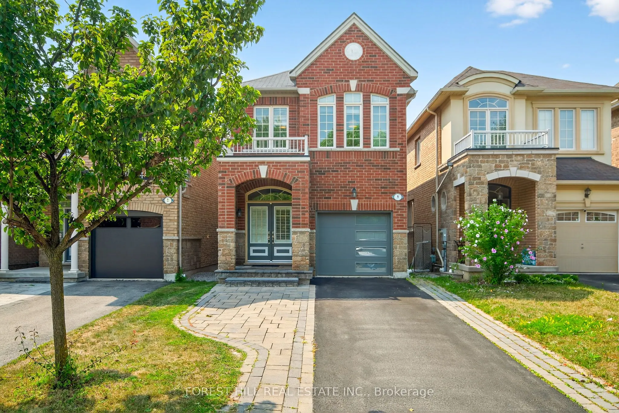 9 Robert Green Crescent