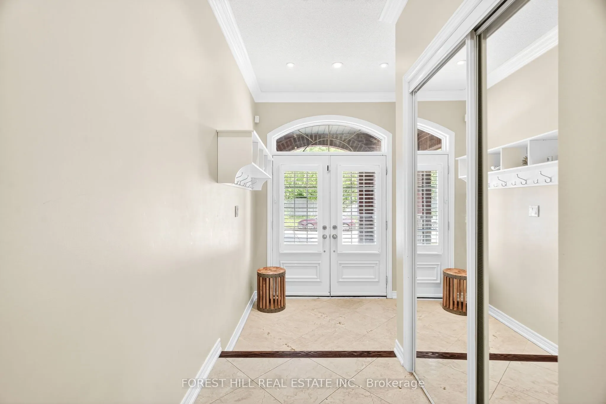 9 Robert Green Crescent