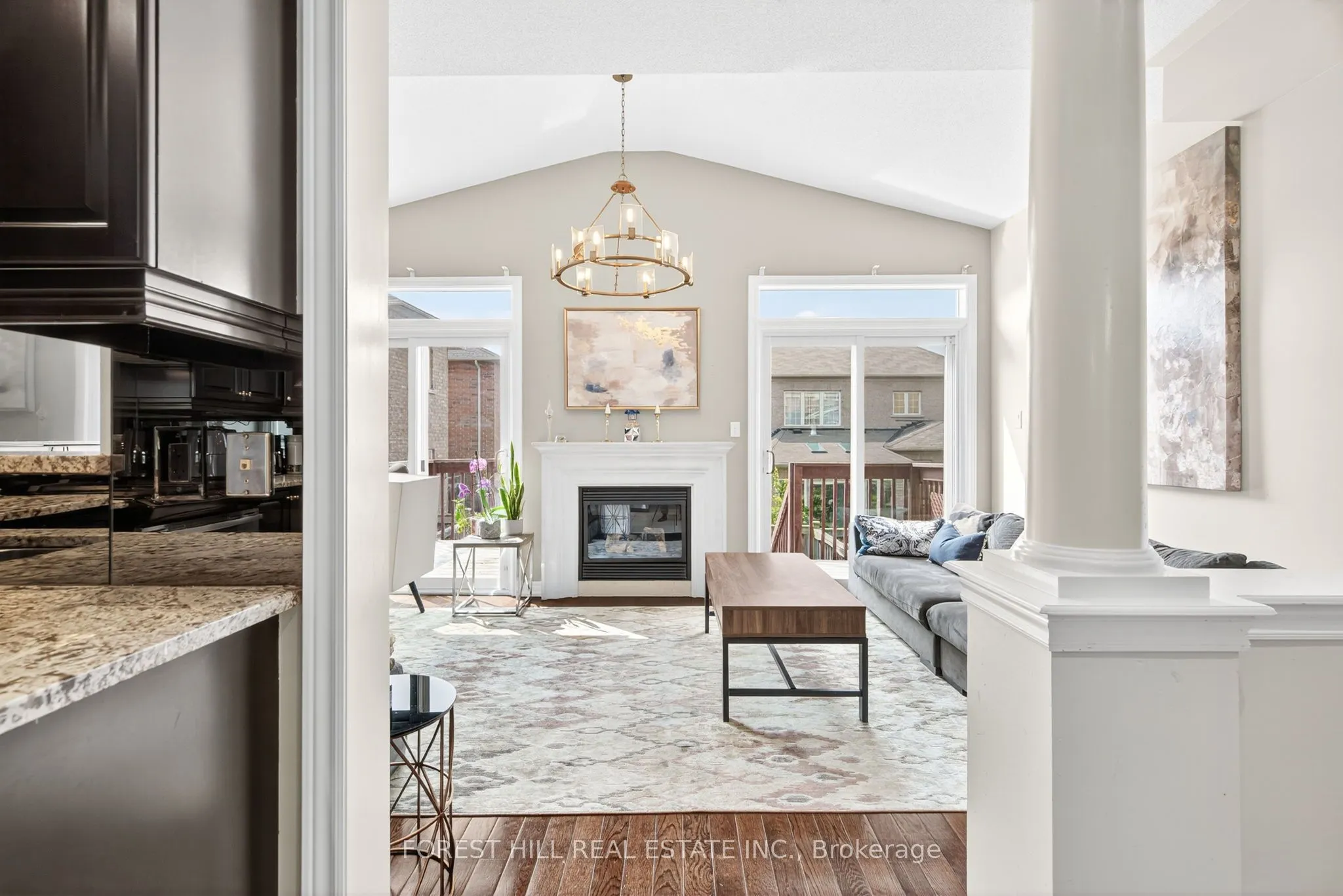 9 Robert Green Crescent